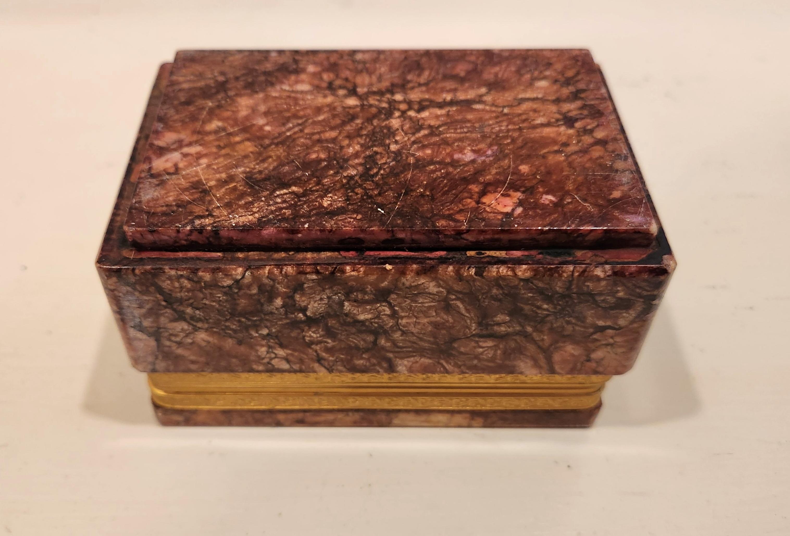 Italian Marble Box with Dore Bronze from the 1960's For Sale 4