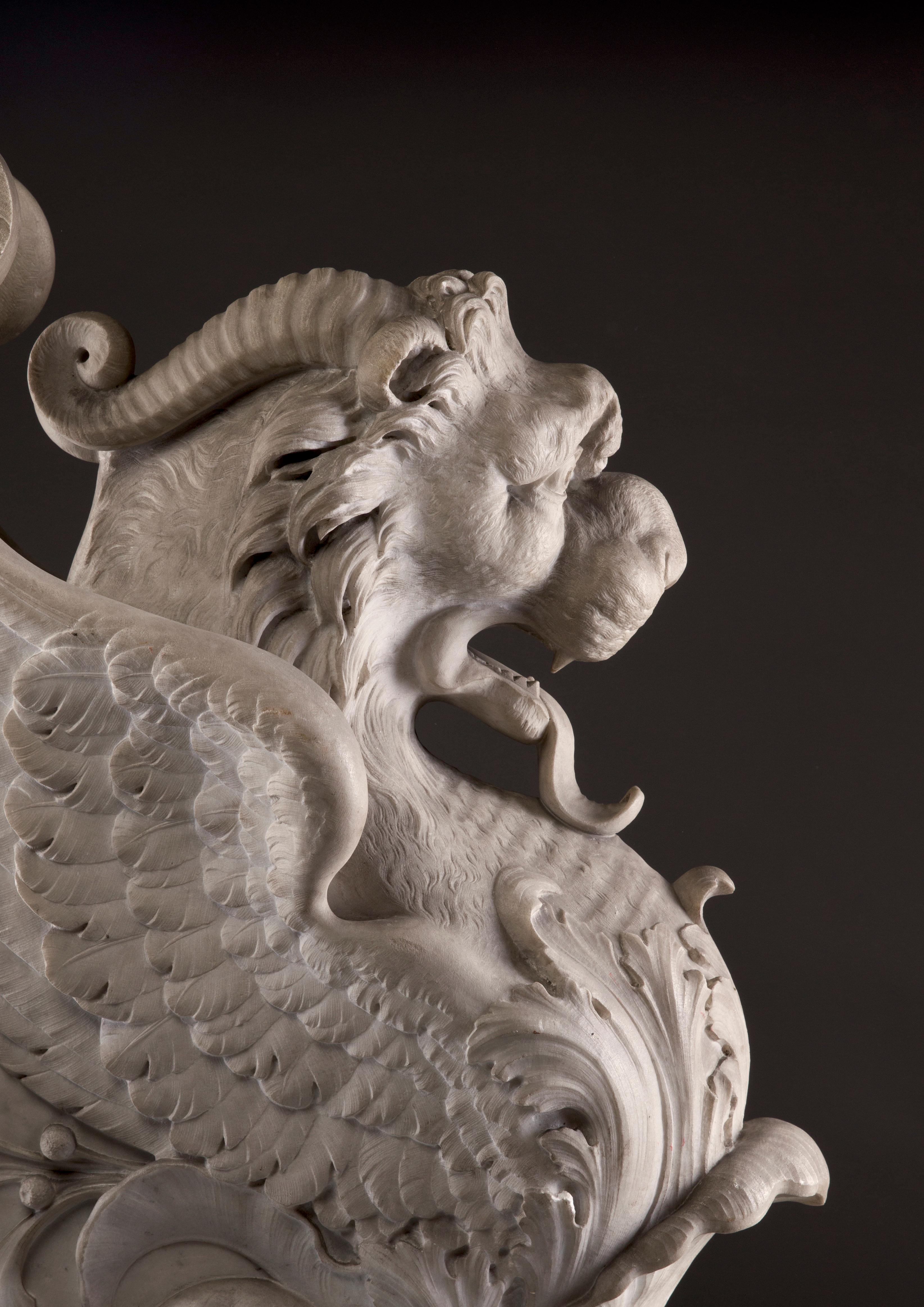 ITALIAN MARBLE FIGURE OF A GRIFFIN, 19th Century - Sculpture by Unknown