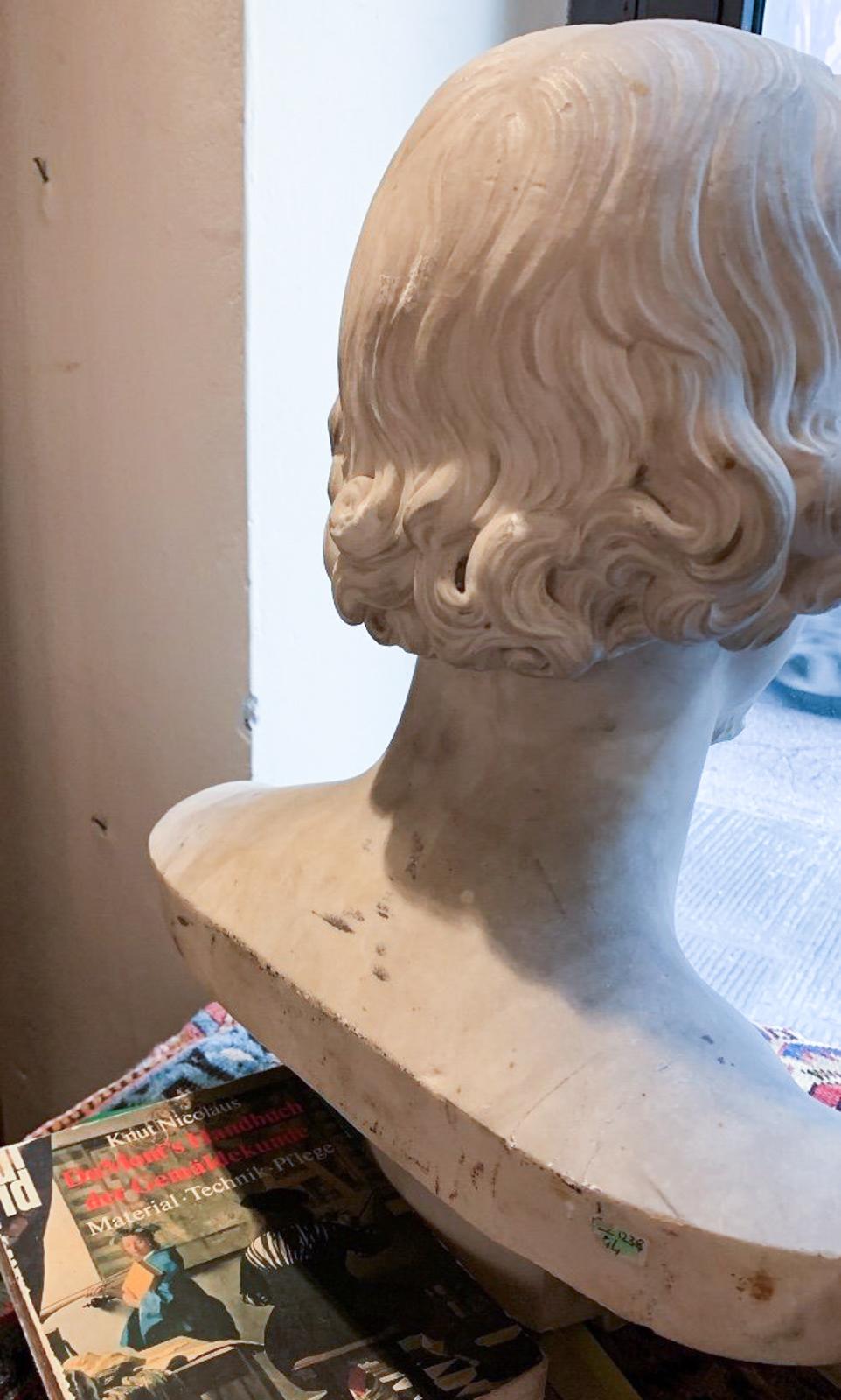 Italian Mid 19th century White Carrara Marble bust. Portrait of young male. For Sale 9