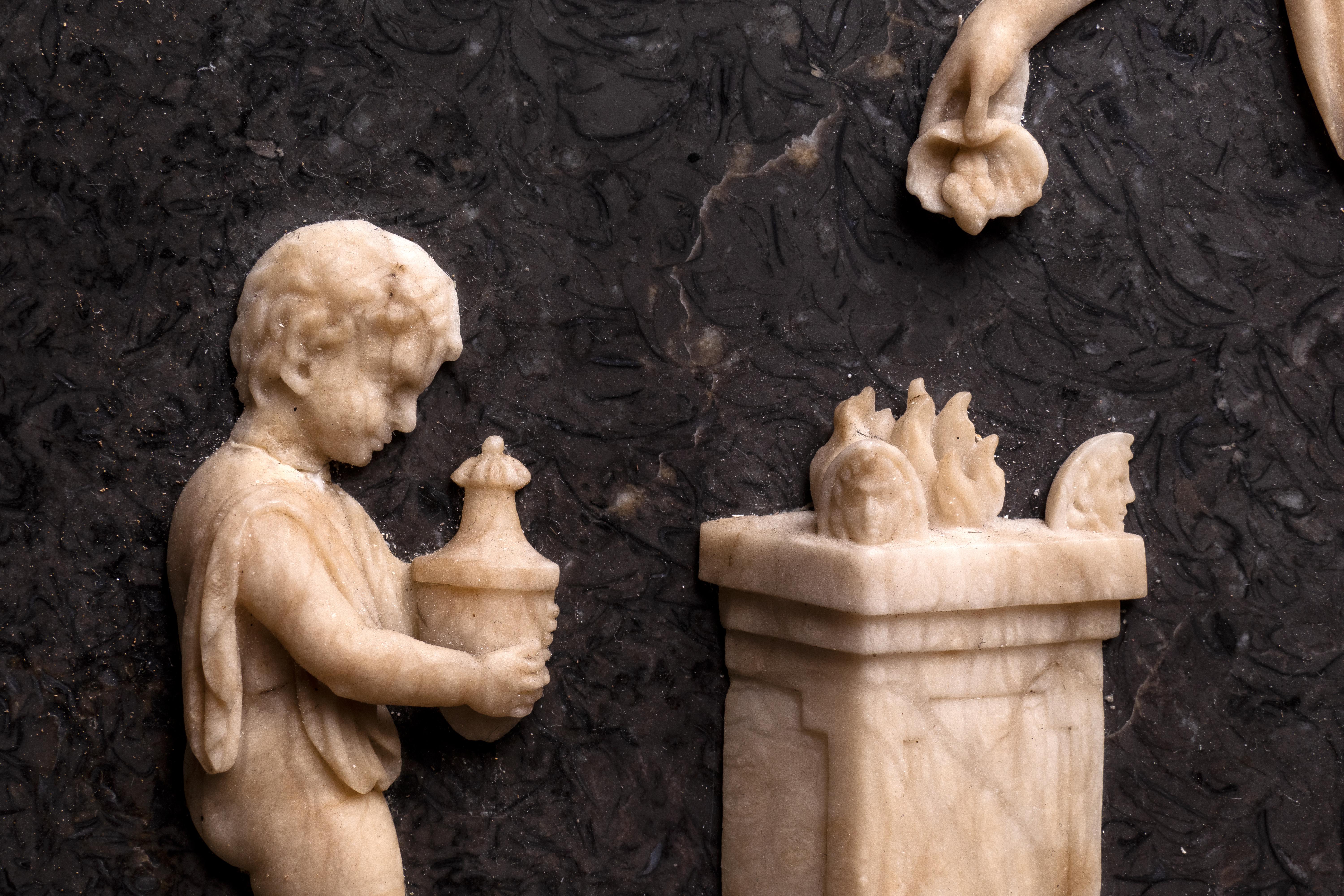 PLAQUE BAS-RELIEF italienne EN MARbre NEOCLASSICAL  - Sculpture de Unknown
