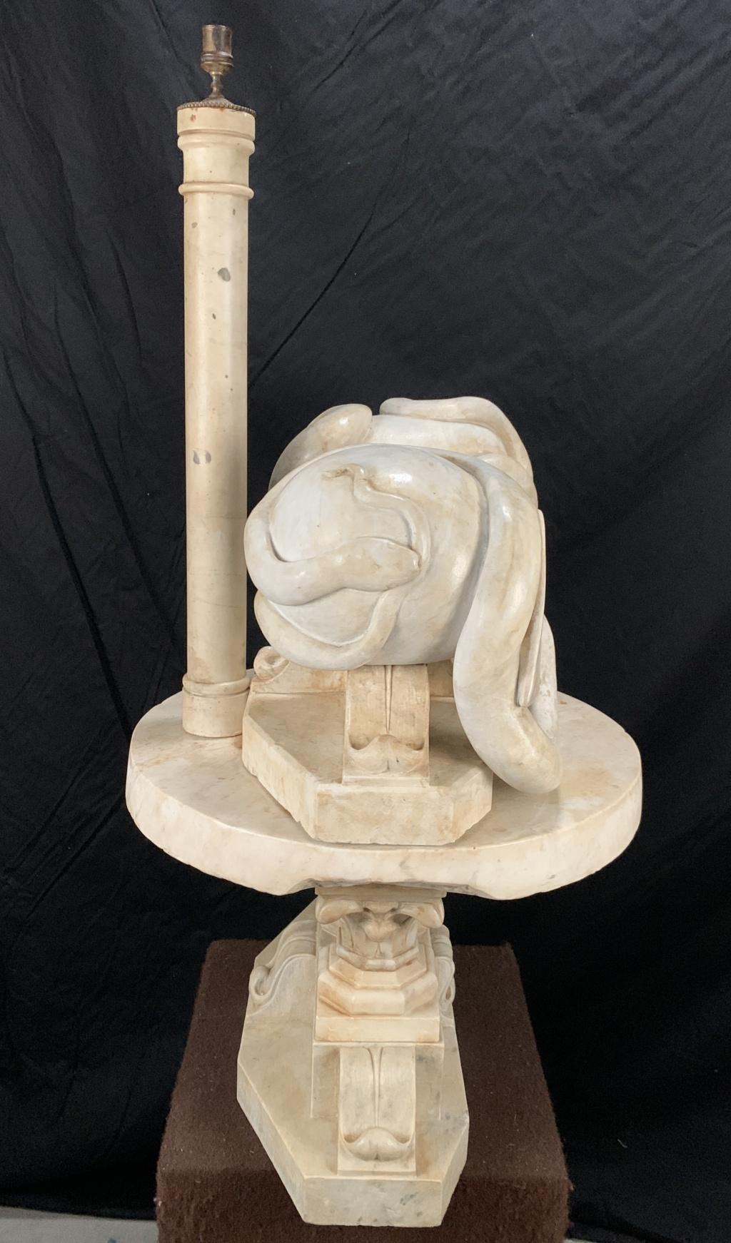 Escultor italiano - Escultura de mármol de principios del siglo XX - Altar masónico en venta 12