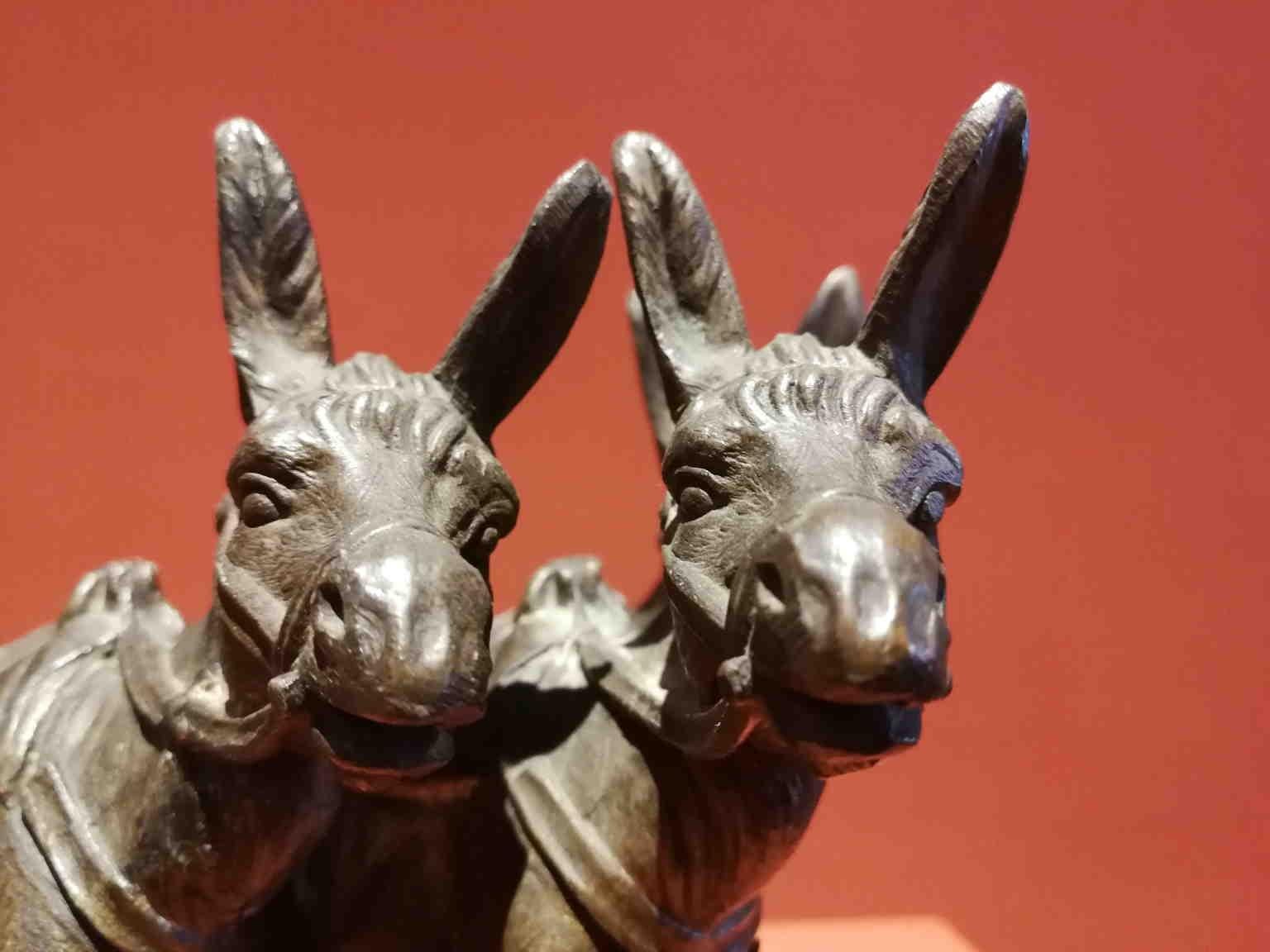 Italian Tre Donkeys Lucky charm bronze statue 19 century - Sculpture by Unknown