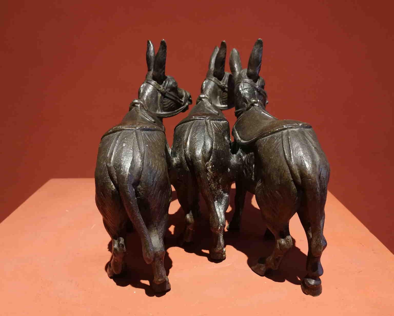 bronze donkey statue