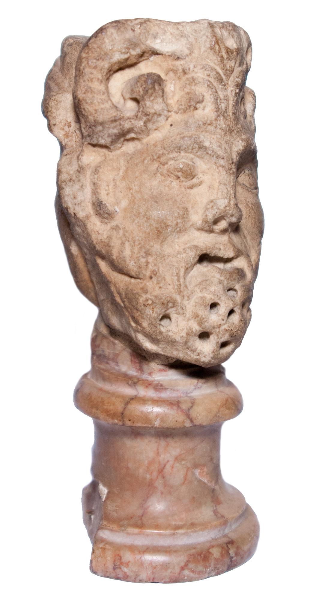 Janiform marble head, Italy, 12th-13th century For Sale 1