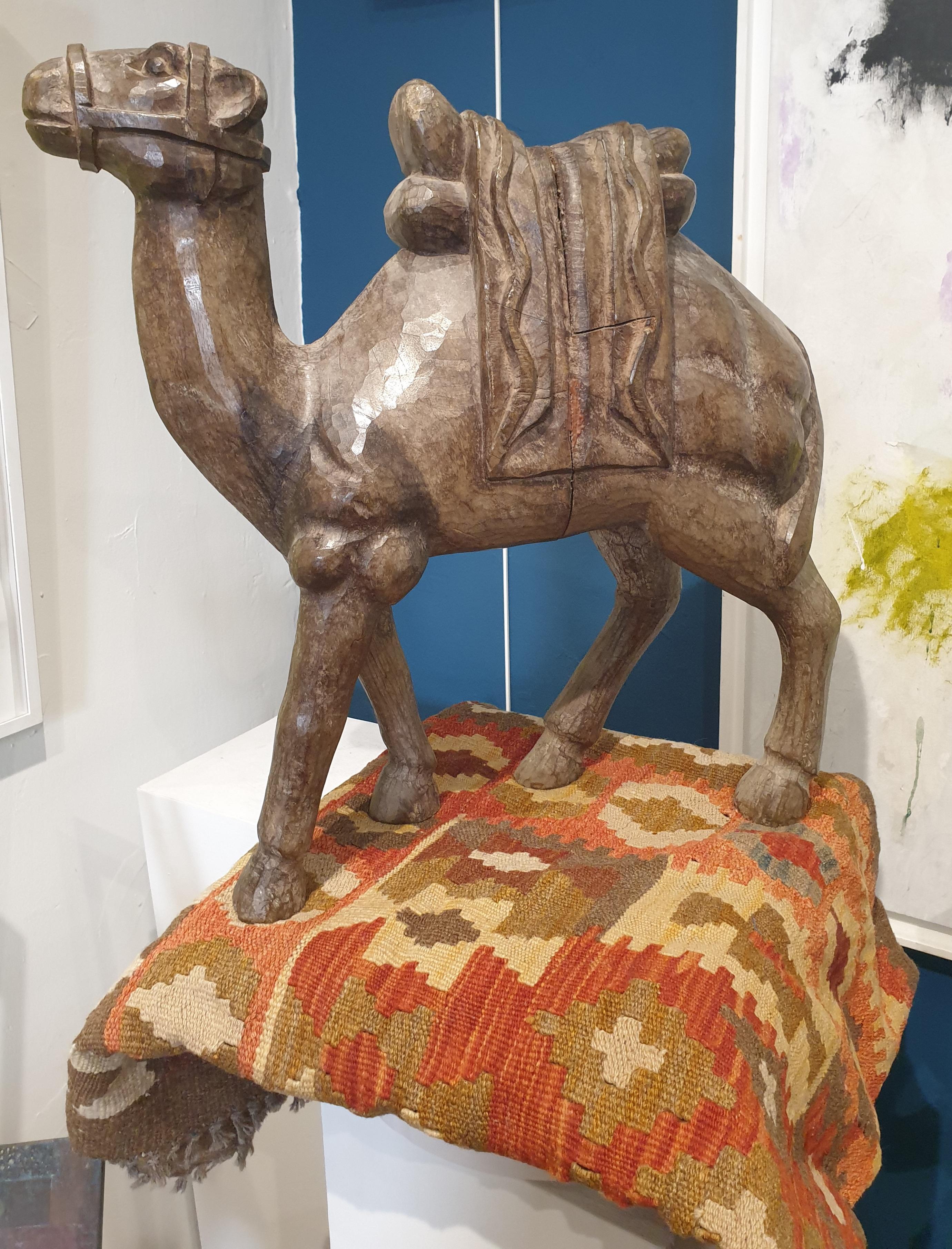 Unknown Figurative Sculpture - Large Neapolitan 19th Century Hardwood Sculpture of a Crèche Camel.