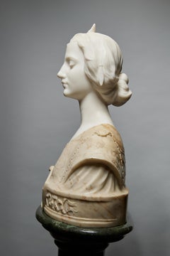Late 19th Century Italian Finely Finished Bust of Renaissance Lady w/ Pedestal