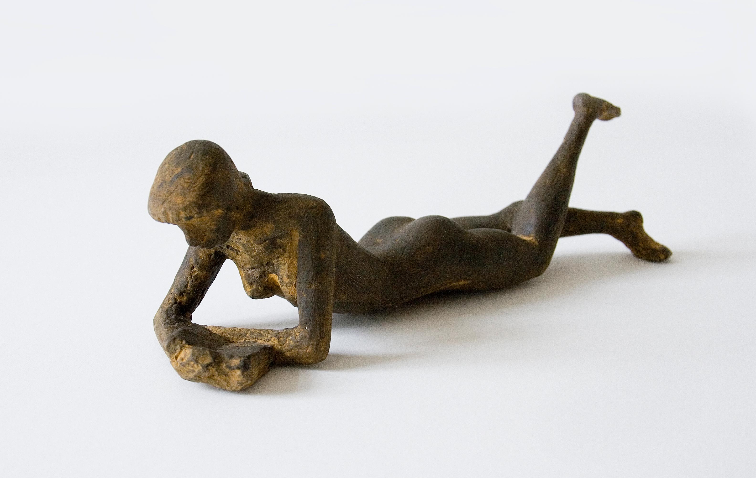 Unknown Nude Sculpture - Lesende (Reading Woman) - Ceramic, Clay, Female Nude, Figurative, Book, 1980's
