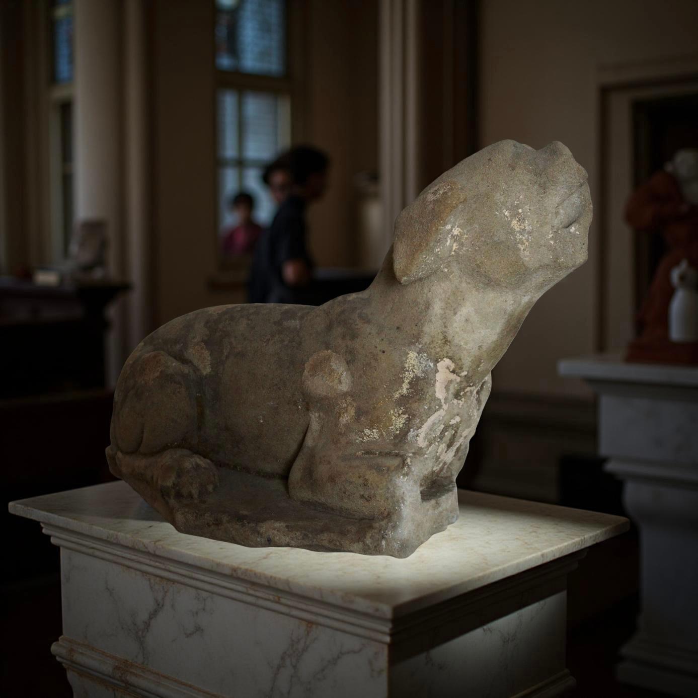 Levriero Grande Scultura Rinascimentale in Pietra Serena Firenze XVI secolo in vendita 3