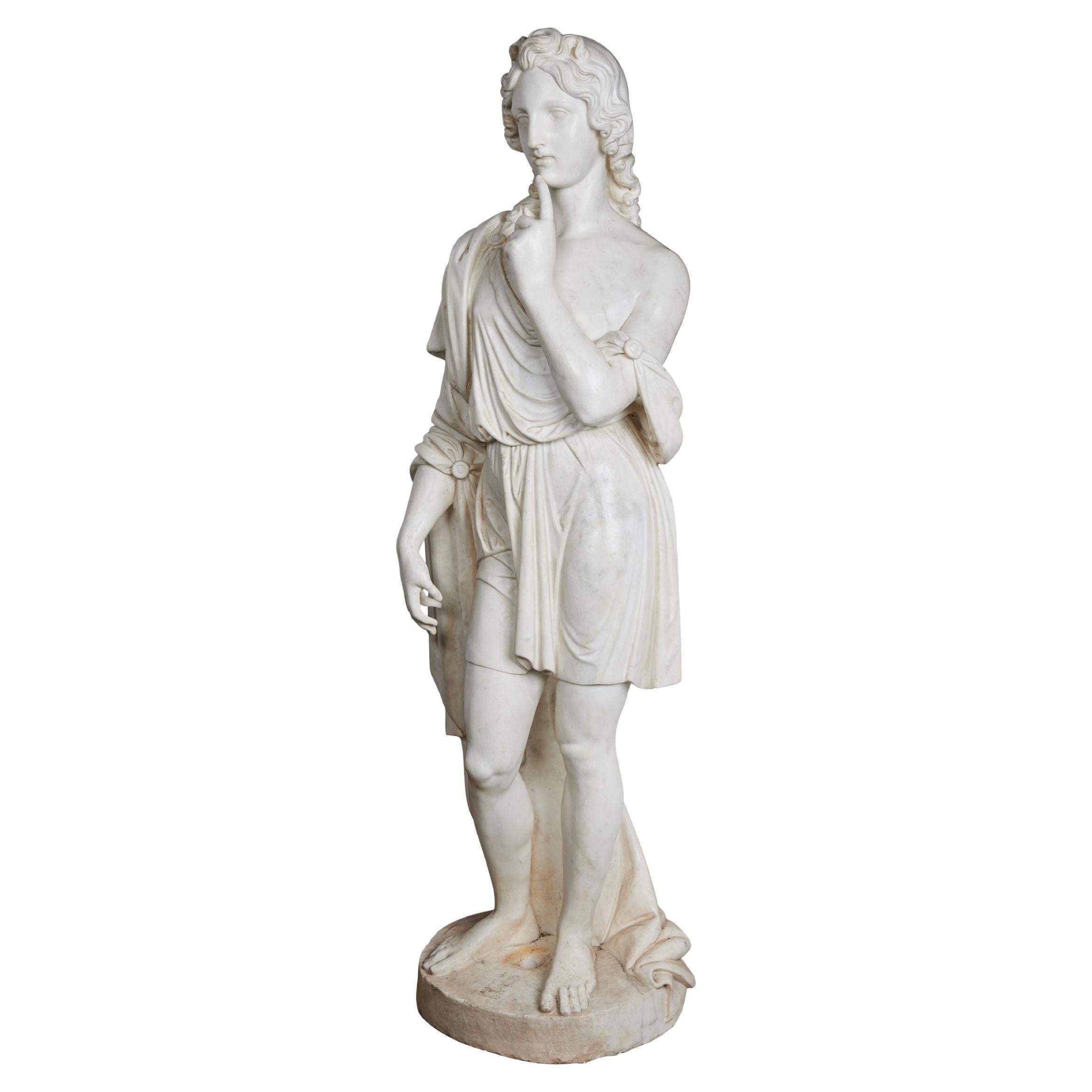Unknown Figurative Sculpture – Lebensgroße römische Marmorfigur