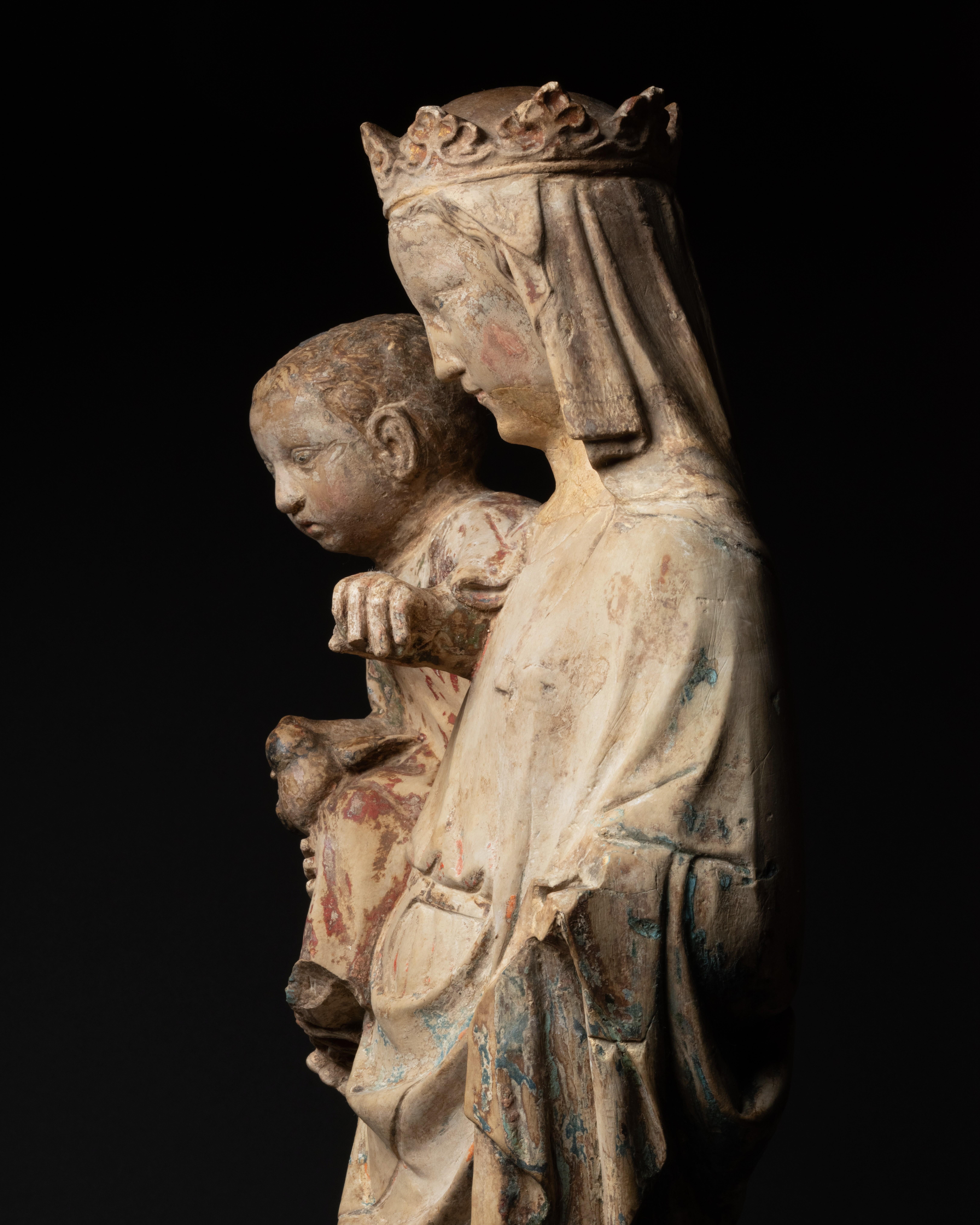 Limestone figure of Virgin and child, Lorraine, 14th century, French Gothic For Sale 4