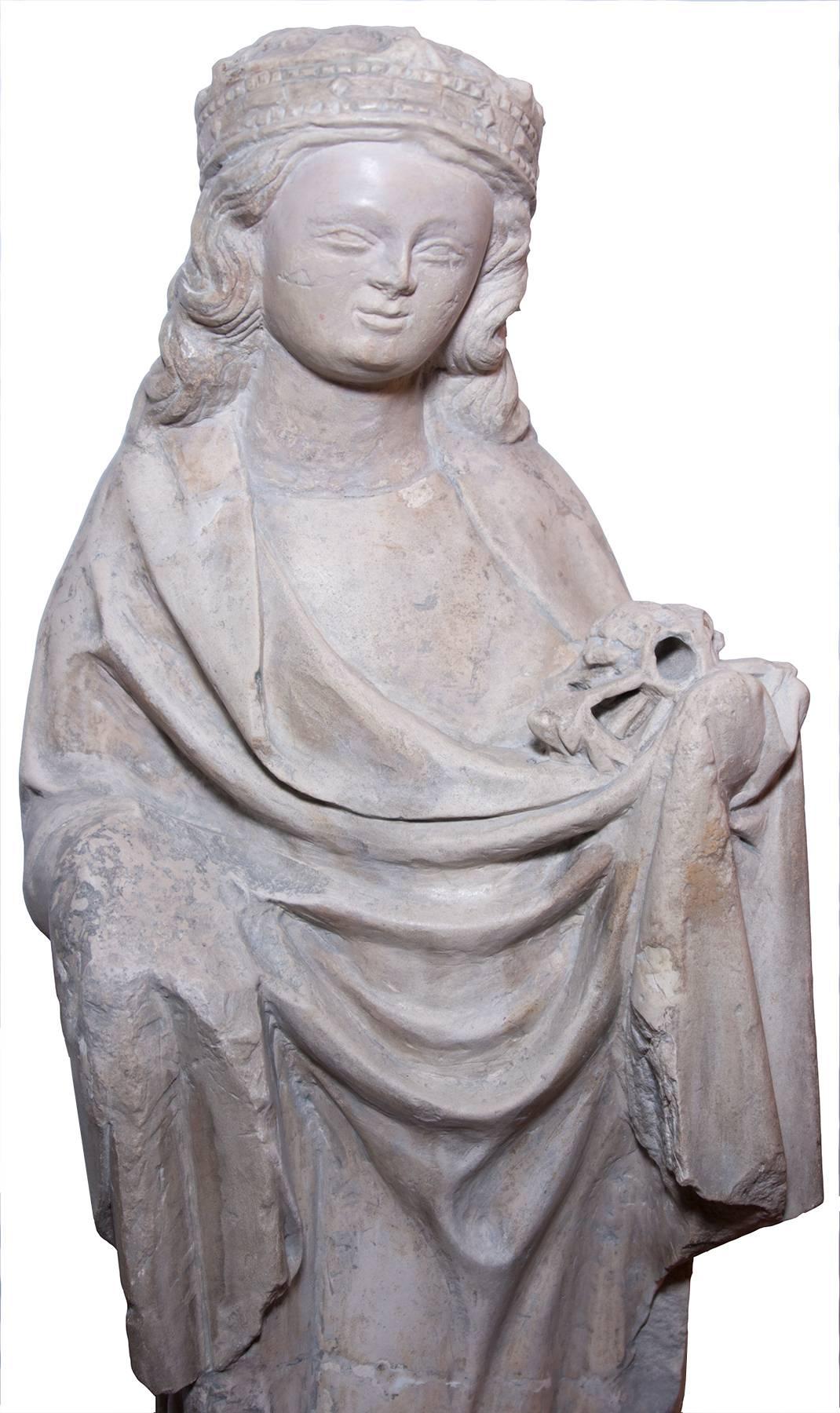 Limestone statue of St. Catherine, early XIV th century - Black Figurative Sculpture by Unknown