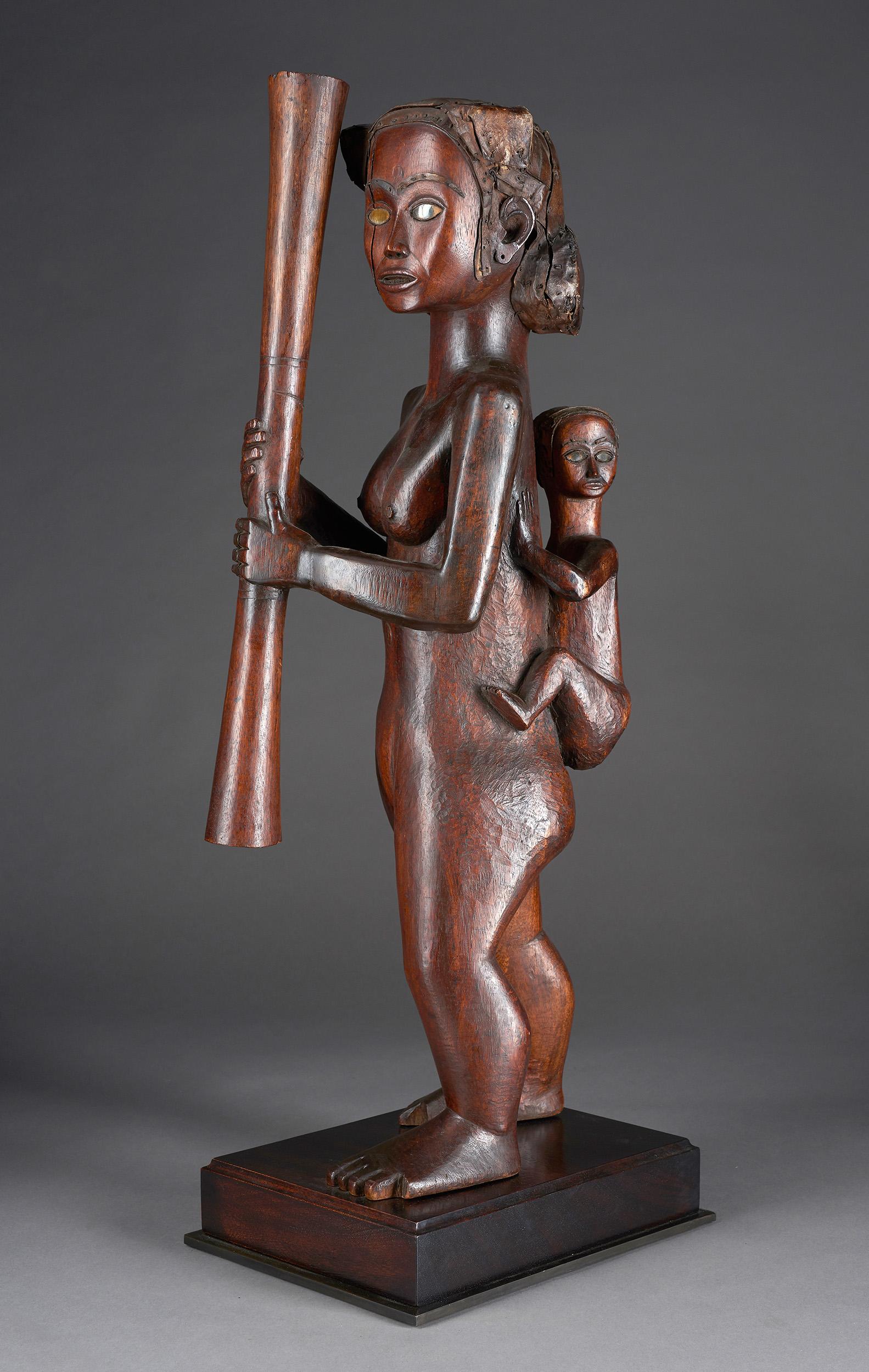 Mabea Mother and Child Sculpture from old French Collection 3