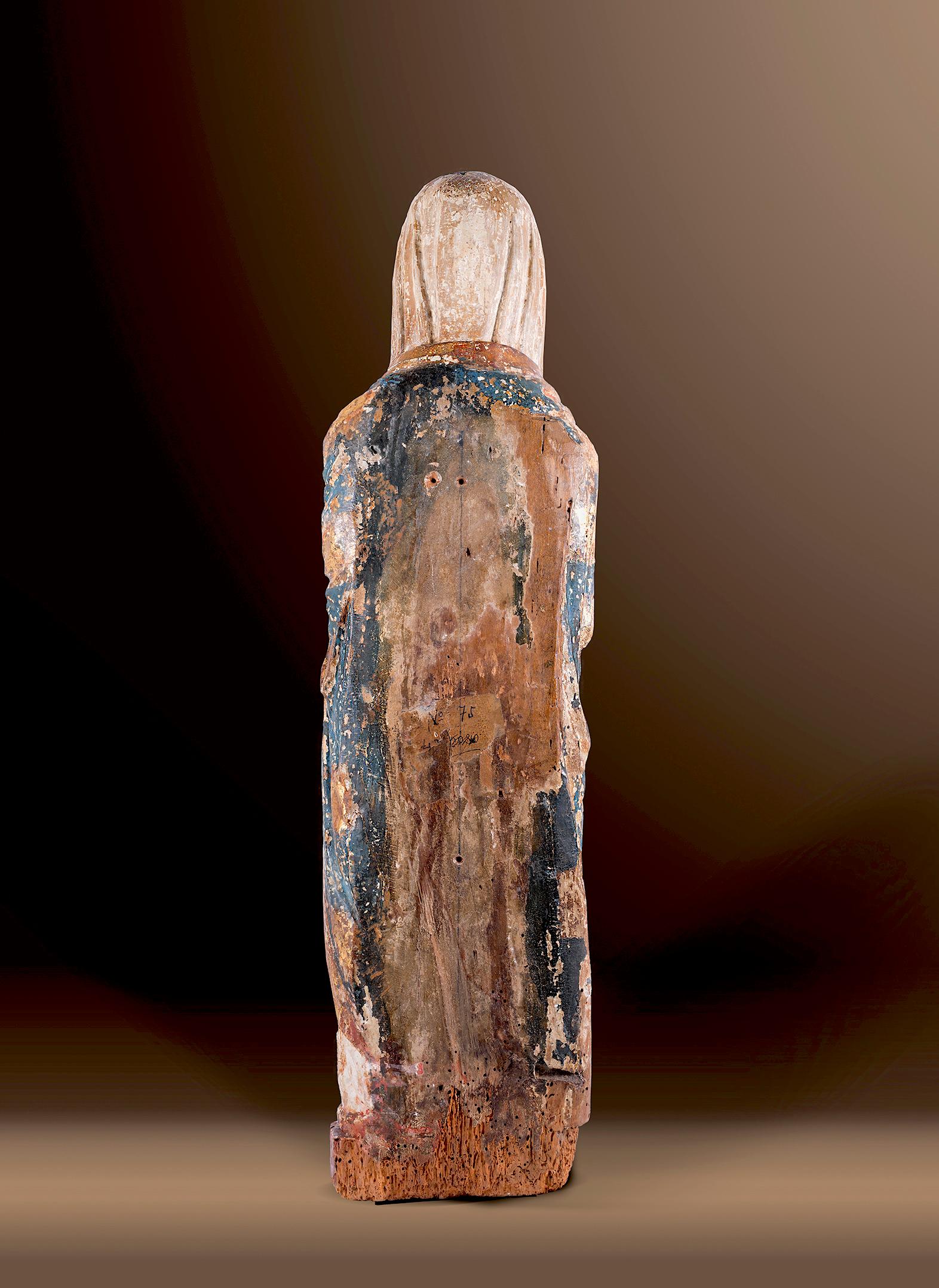 Madonna vers 1300 - Marron Figurative Sculpture par Unknown