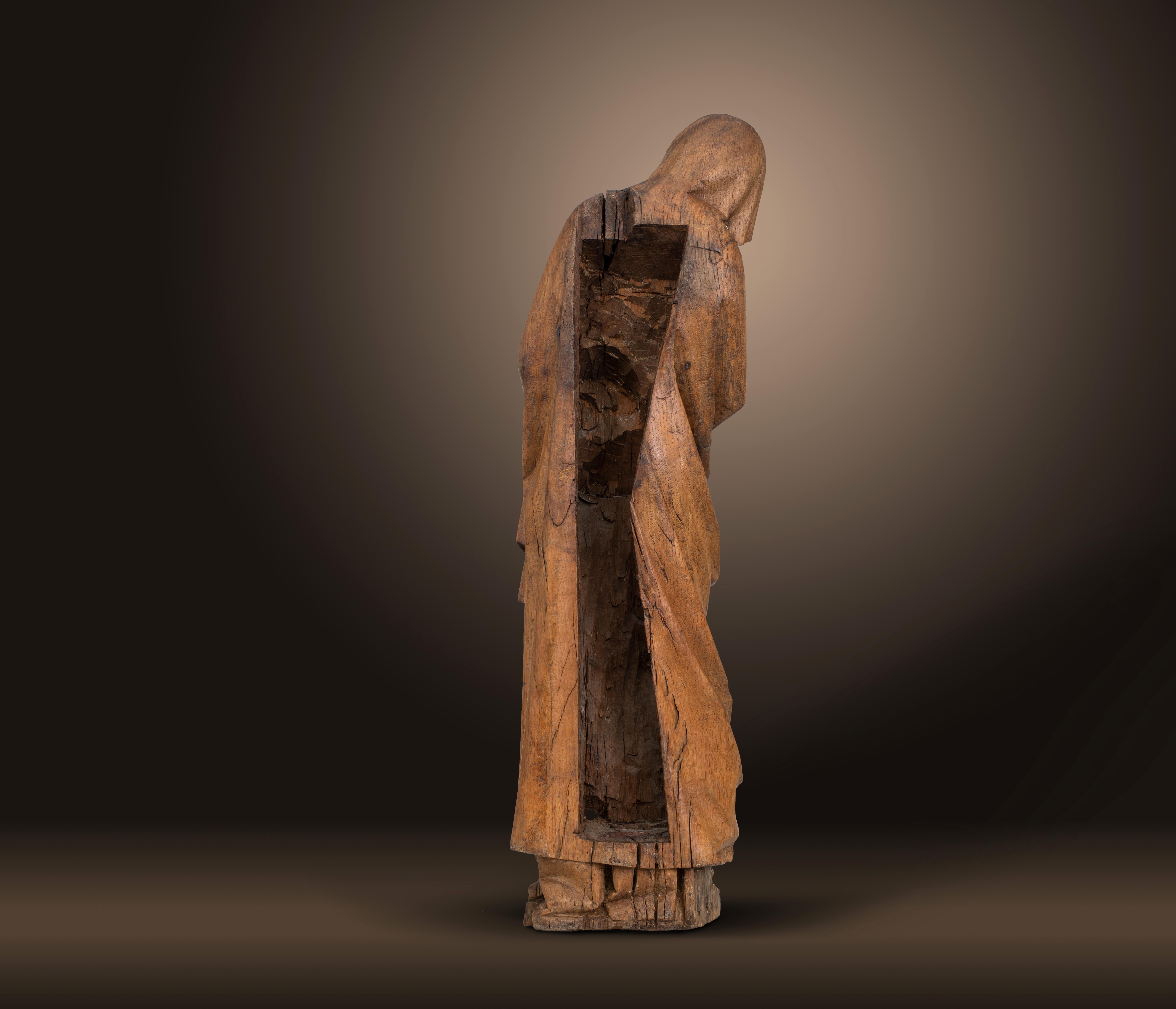 MADONNA
Il DE FRANCE/PARIS
Around 1270
Oak wood carved
Height 79cm