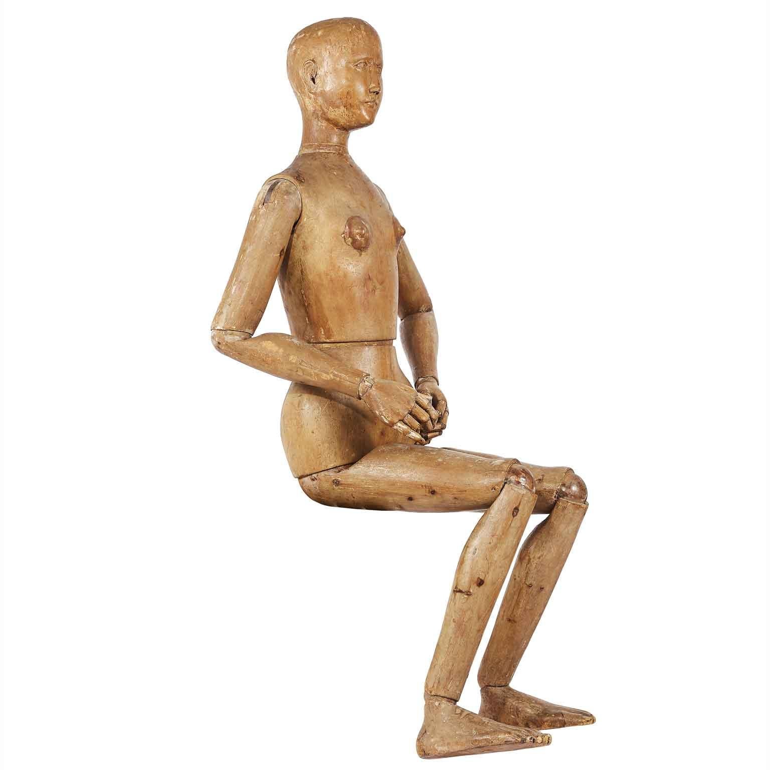 Maniquí femenino de tamaño natural Escultura articulada de haya italiana Mediados del siglo XIX en venta 8
