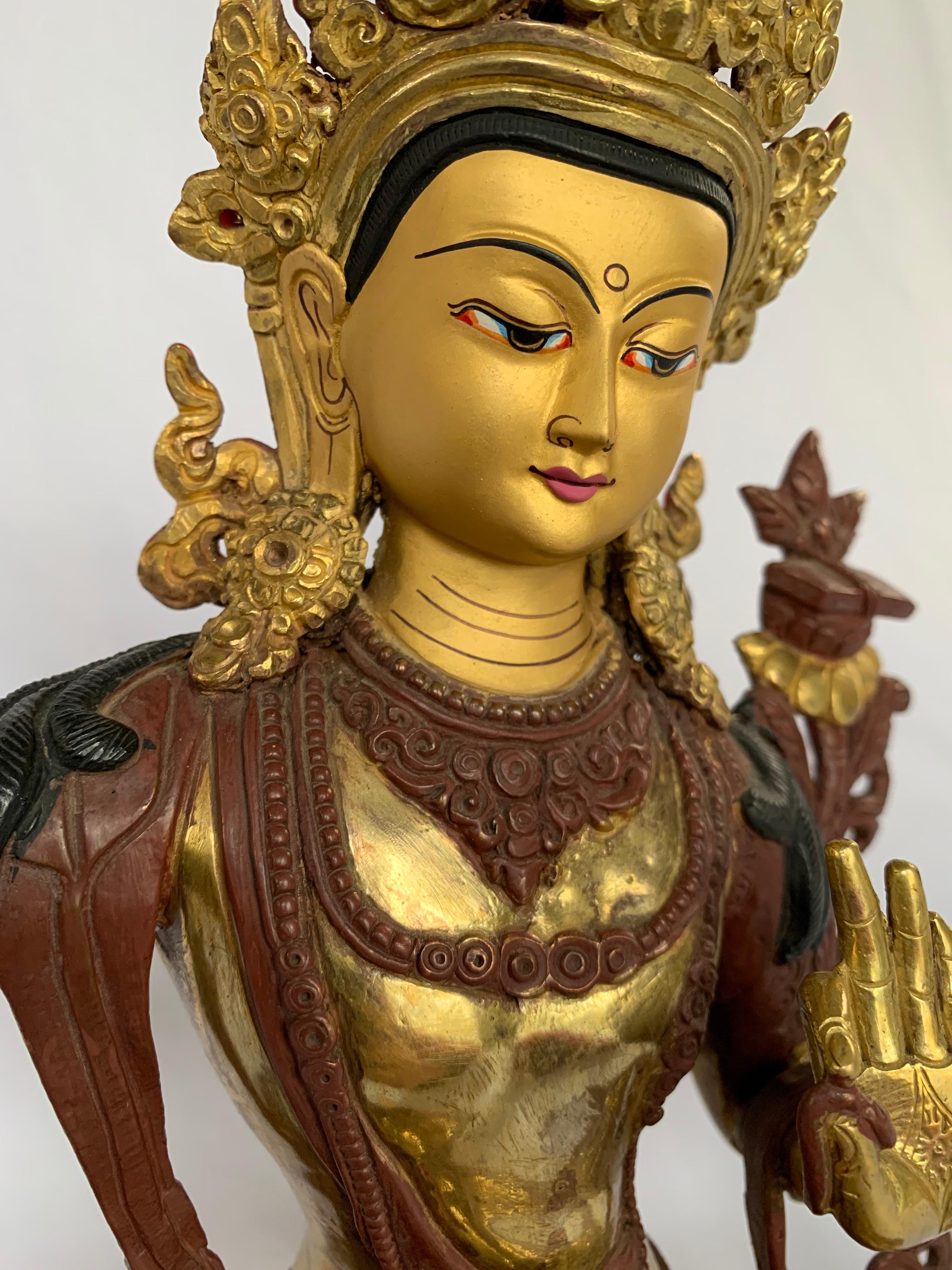 Statua di Manjushree da 12 pollici con oro 24 carati realizzata a mano con il processo a cera persa in vendita 5