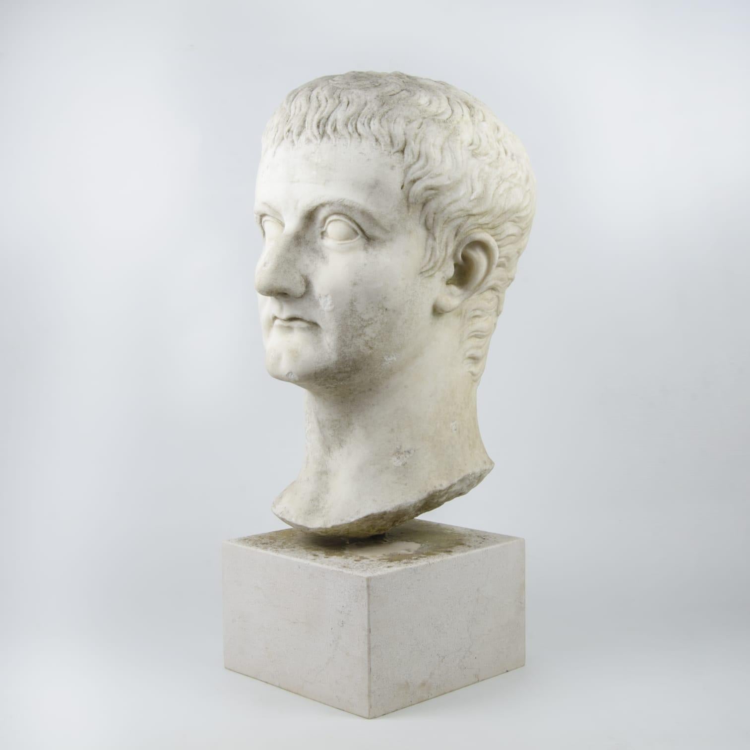 Marmorkopf des römischen Kaisers Tiberius im Angebot 7