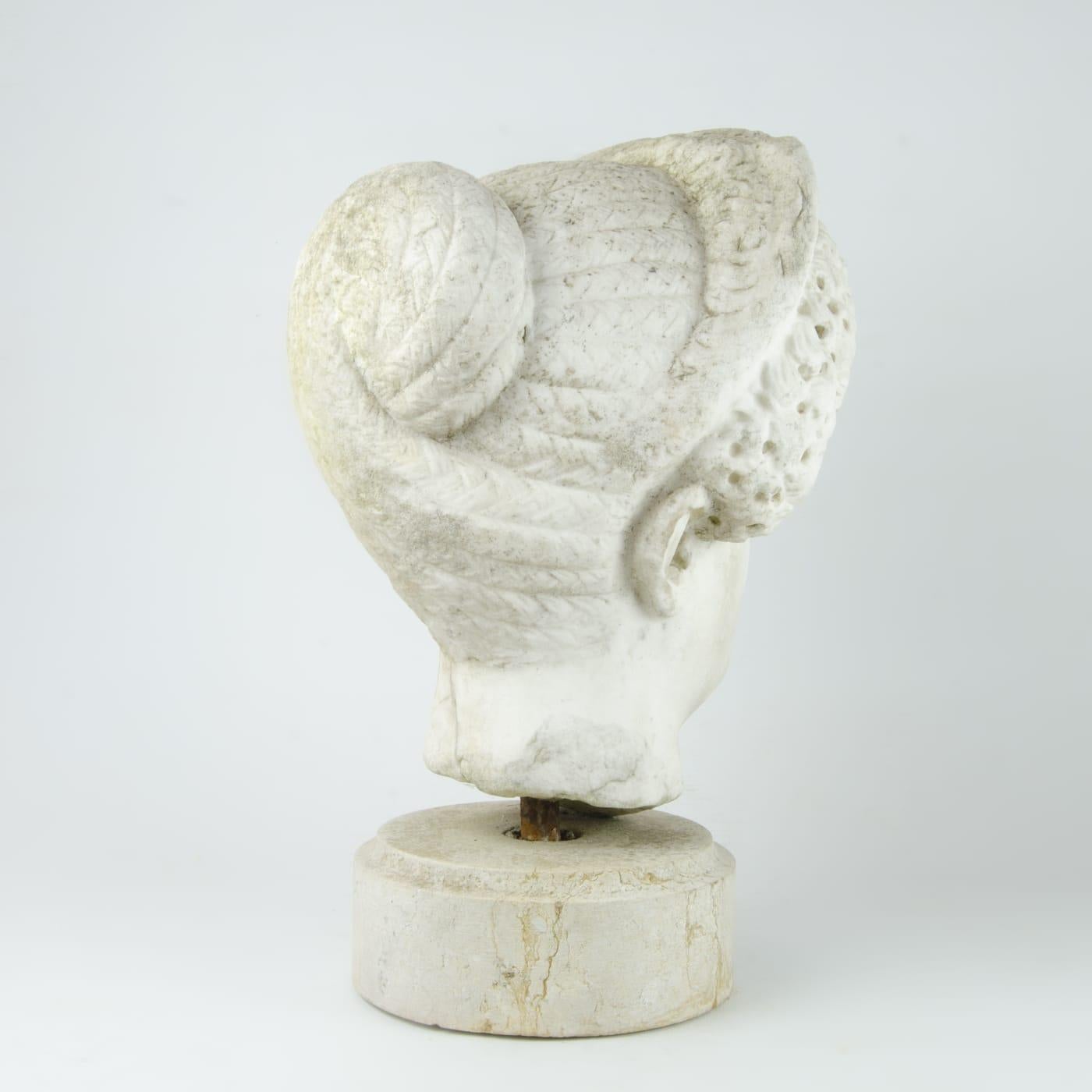 Marble head of Roman Empress Domitia Longina For Sale 1