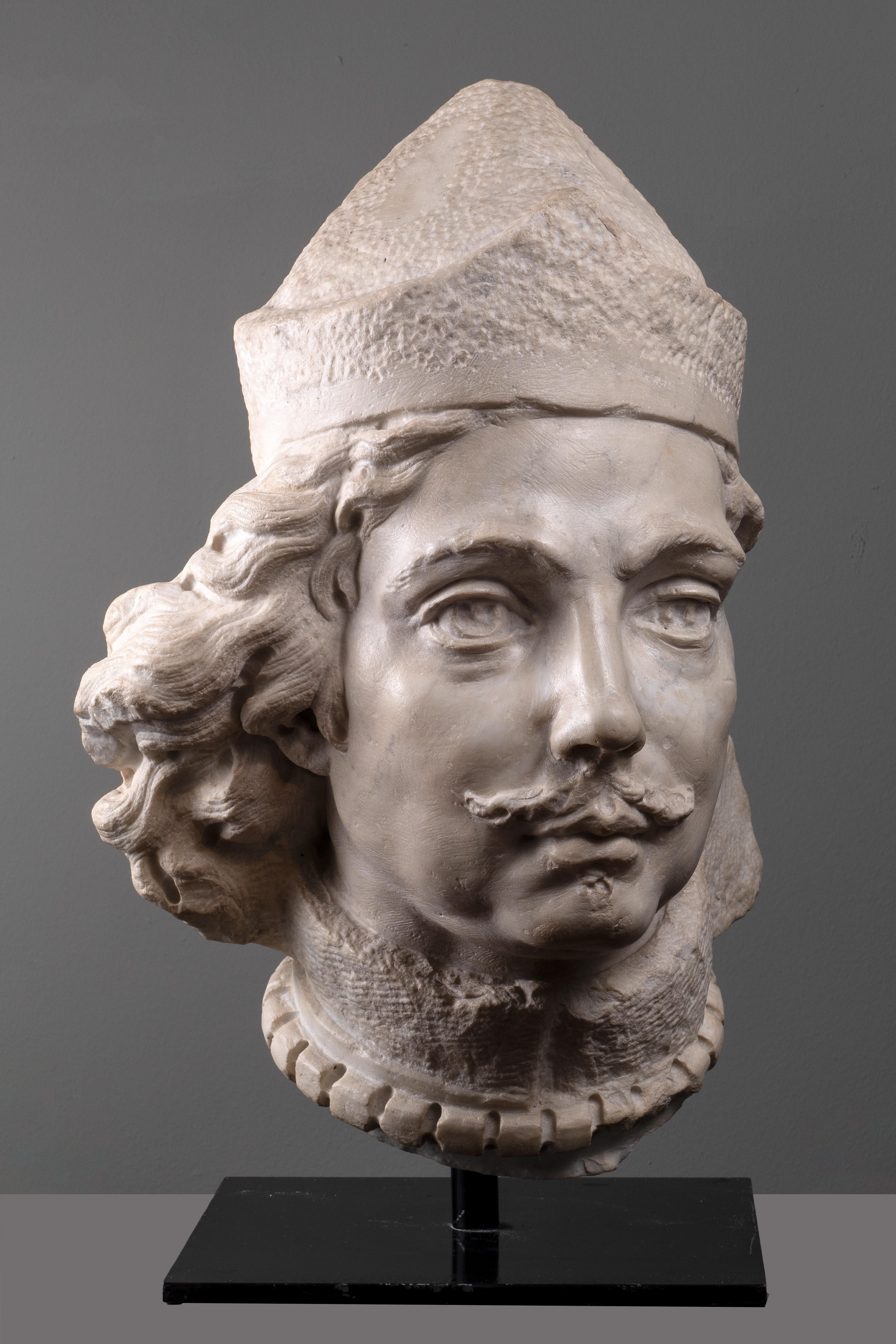 MARBLE PORTRAIT HEAD OF VENETIAN DOGE, Italy, 18th Century - Sculpture by Unknown
