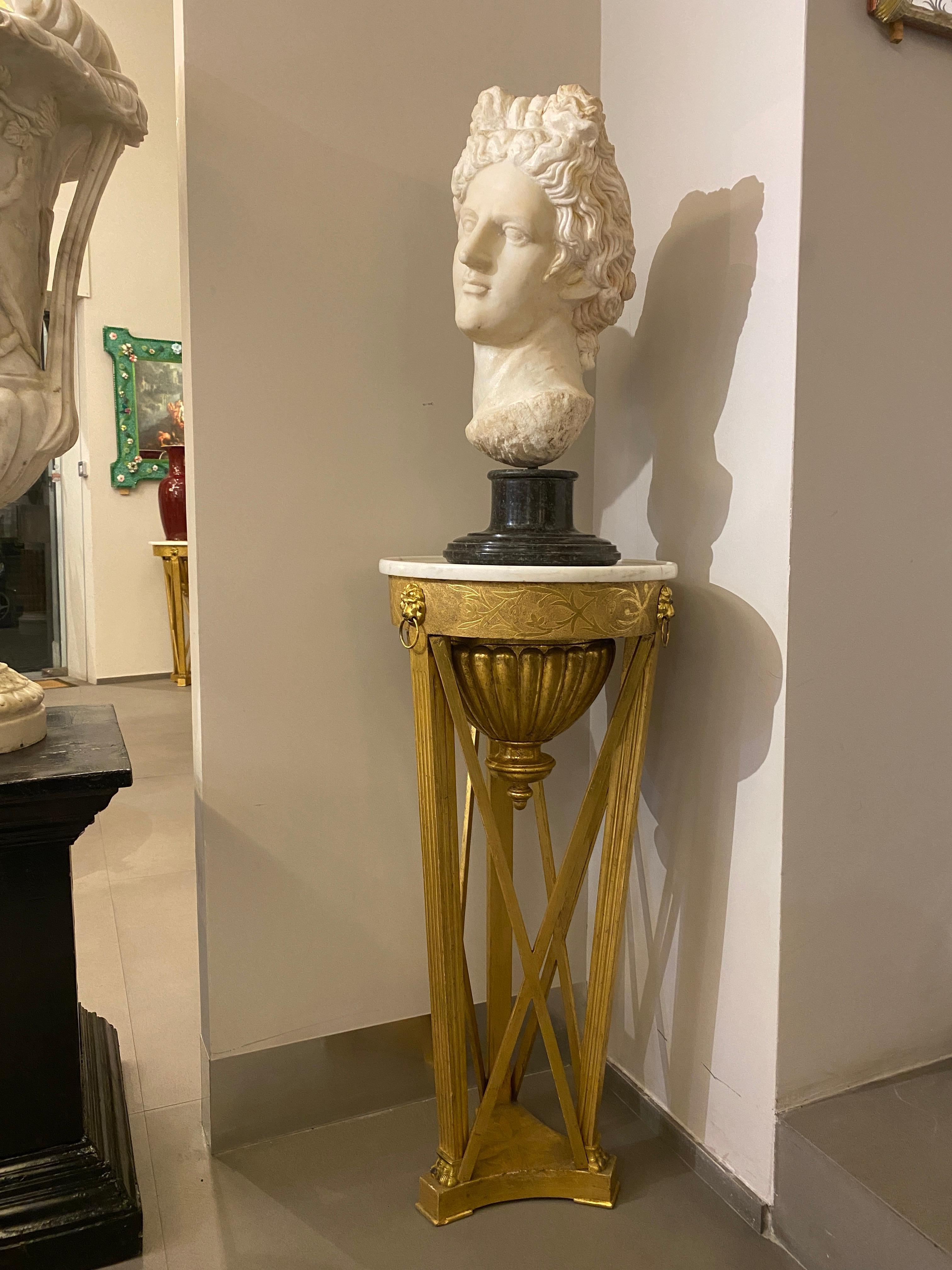 Marble Sculpture of Roman Mythological subject Apollo For Sale 5