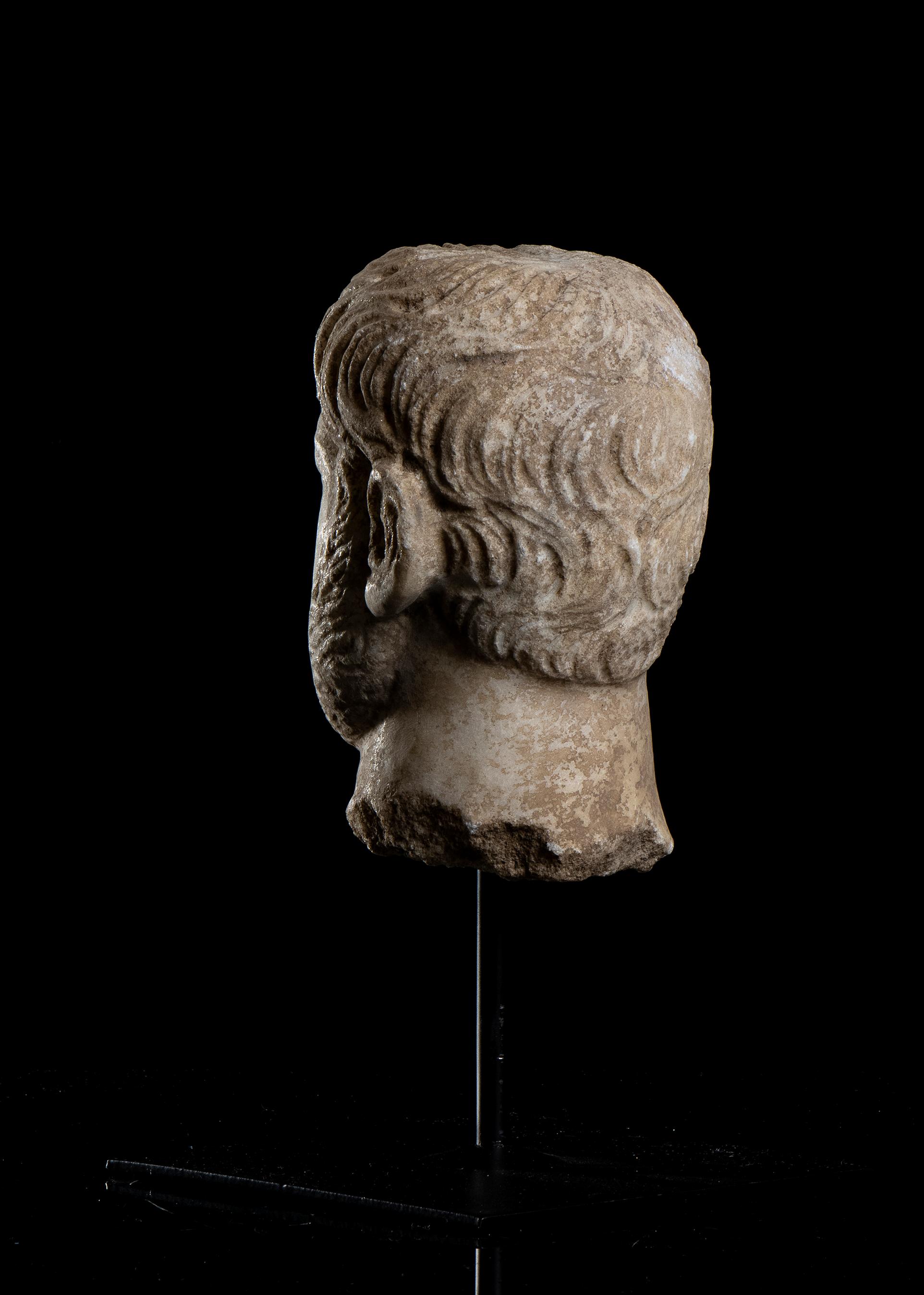 Scultura in marmo Ritratto dell'imperatore romano Nero Stile archeologico Classico Romano 2