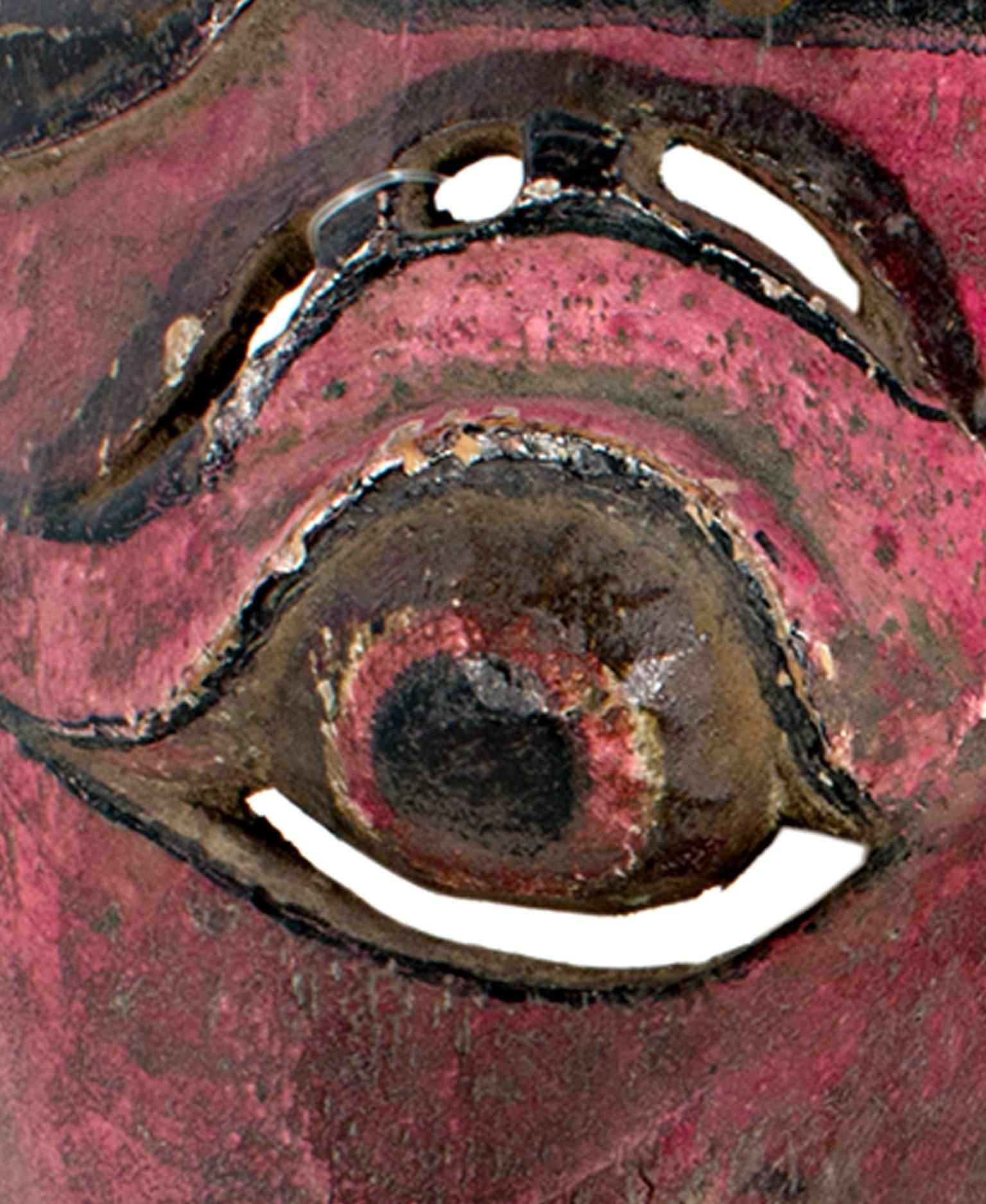 « Mask, Round Eyes, Fangs, & Beet Red Face », bois créé en Indonésie  en vente 2