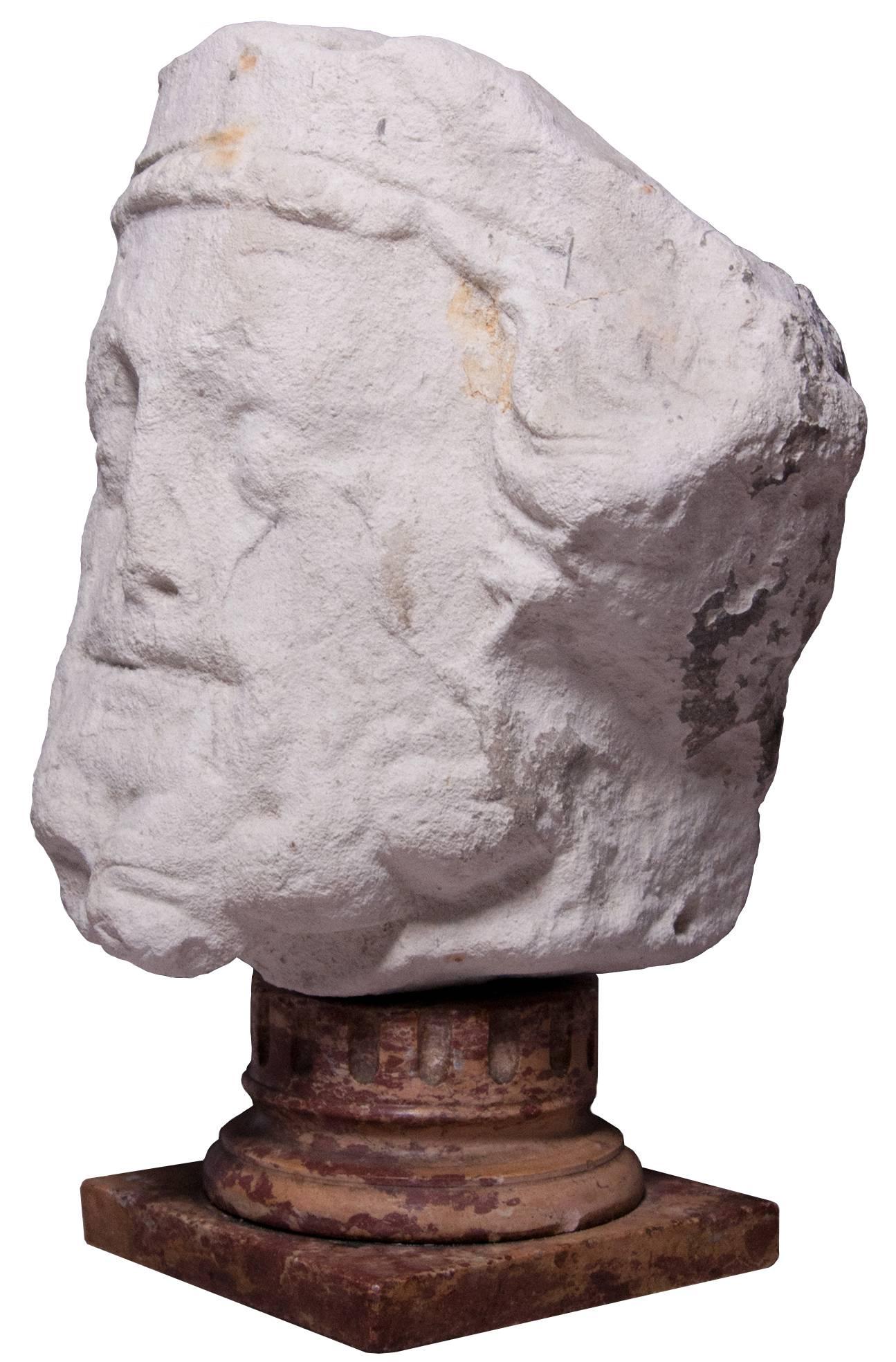 Medieval head of a crowned king, XIV th century - Sculpture by Unknown