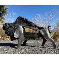 Scultura cinetica brutalista di metà secolo, forgiata e saldata a mano, di bisonte
