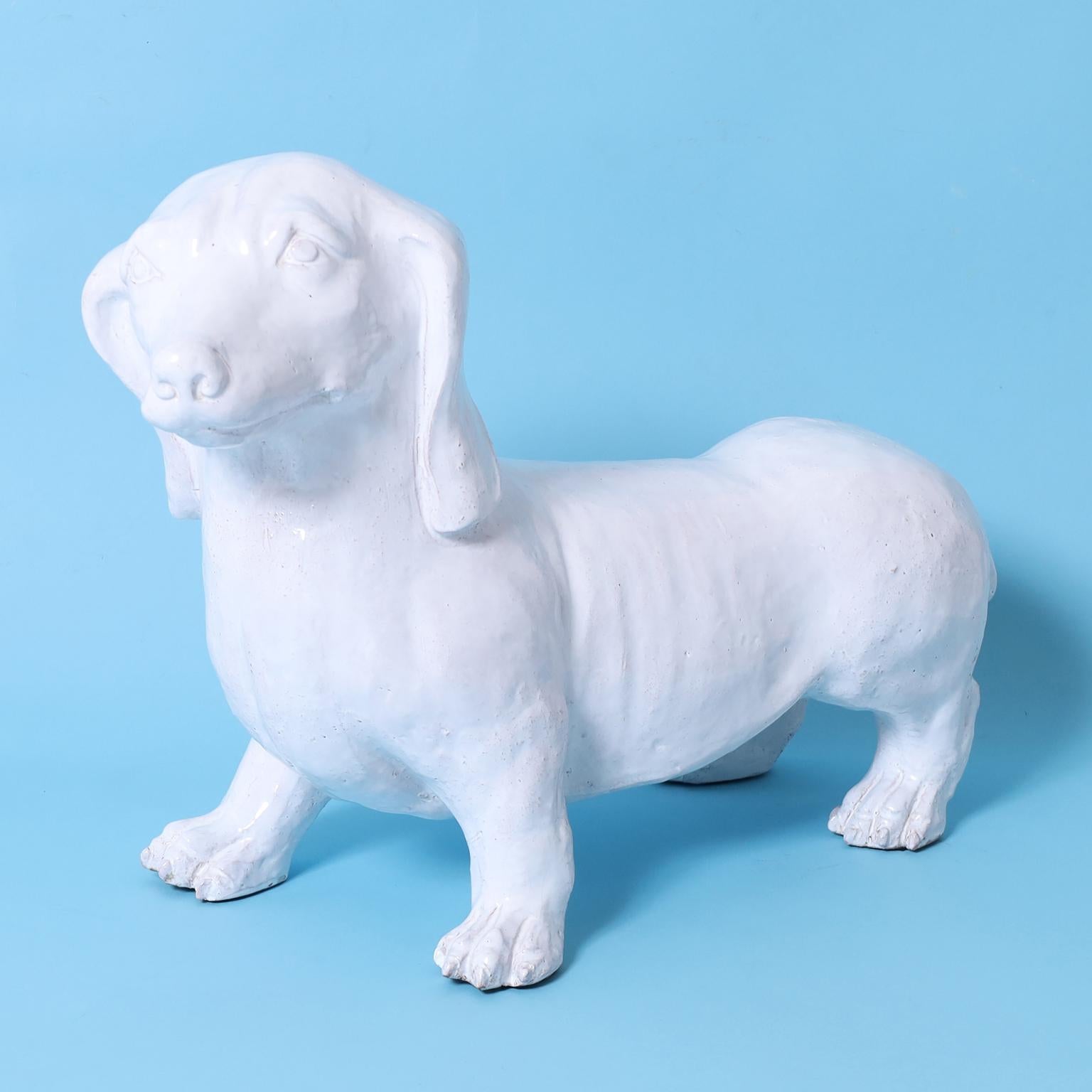 Teckel ou sculpture de chien en terre cuite émaillée du milieu du siècle dernier en vente 4