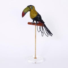 Sculpture de toucan en perles de verre tropicale du milieu du siècle dernier