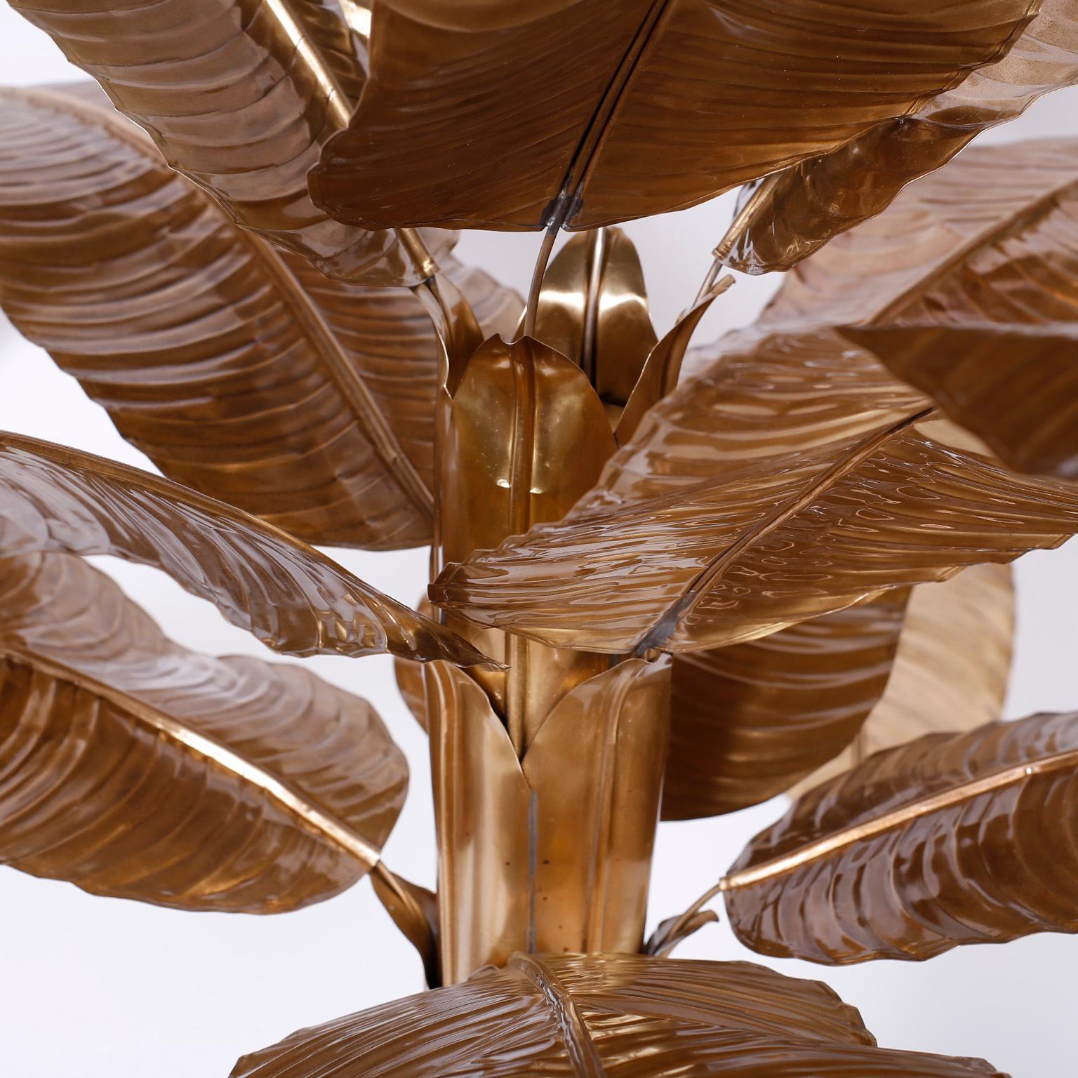 Sculpture de palmier ou de bananier en laiton du milieu du siècle dernier en vente 7