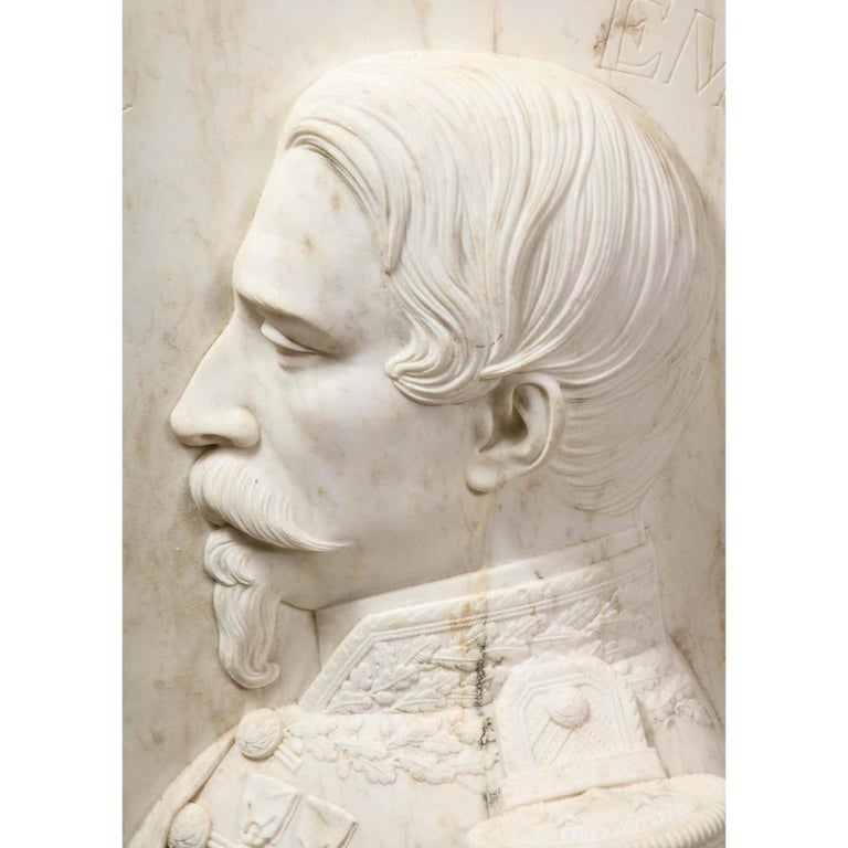 Museum Quality French White Marble Roundel Relief of Emperor Napoleon III, 1860 For Sale 2