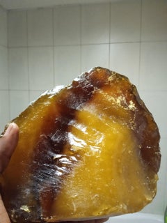 Natural amber specimen 2.8kilo