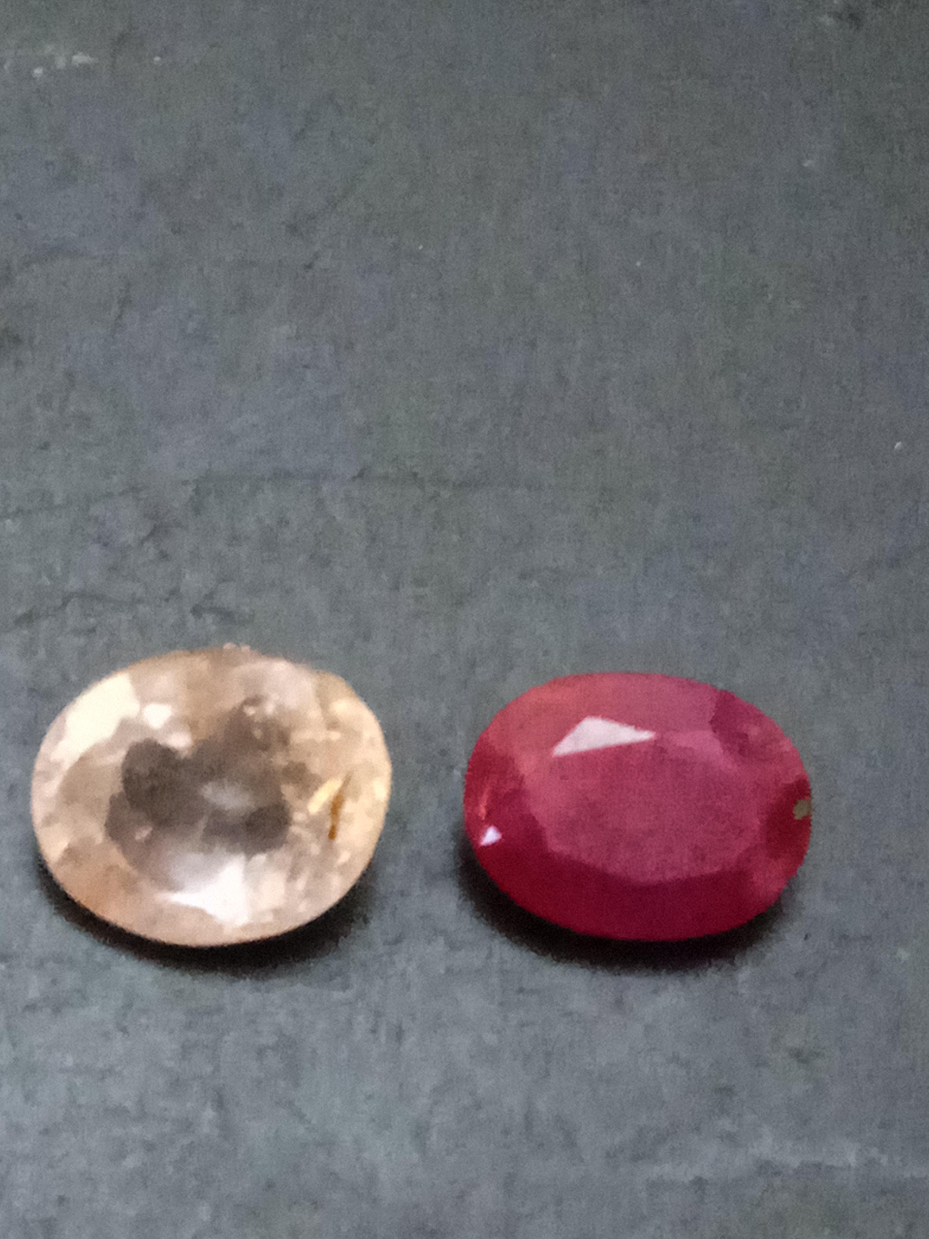 Paire de saphirs et rubis rose clair naturels de 4,80 carats en vente 2