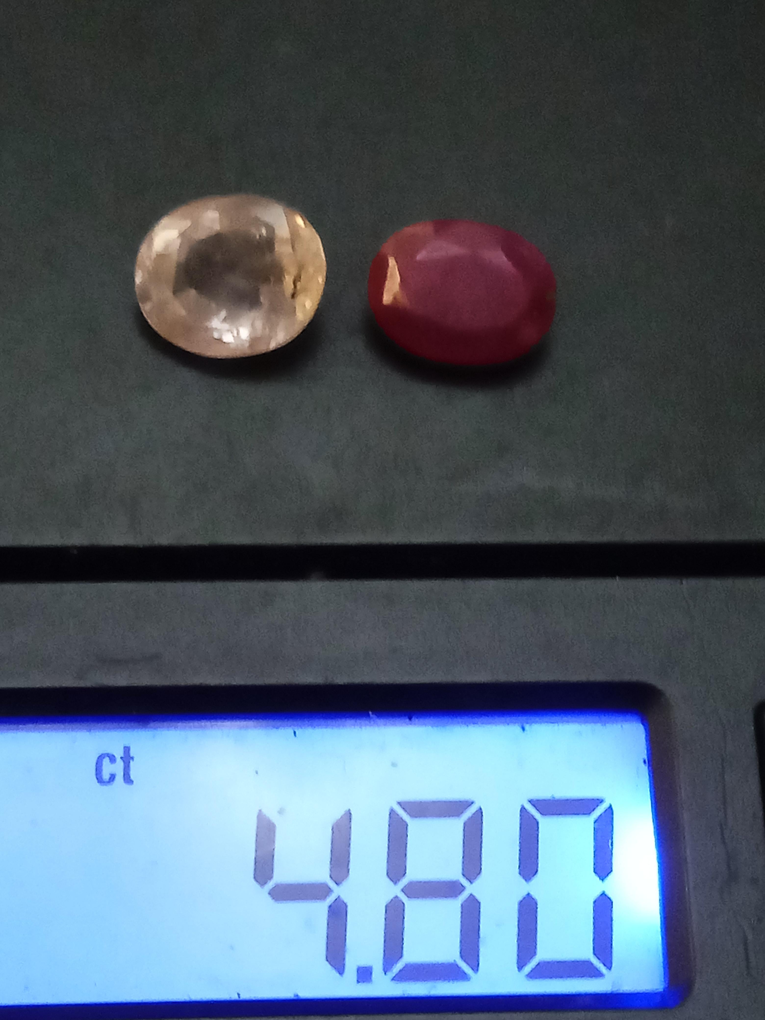 Natural light Pink sapphire & ruby pair 4.80 carats For Sale 3