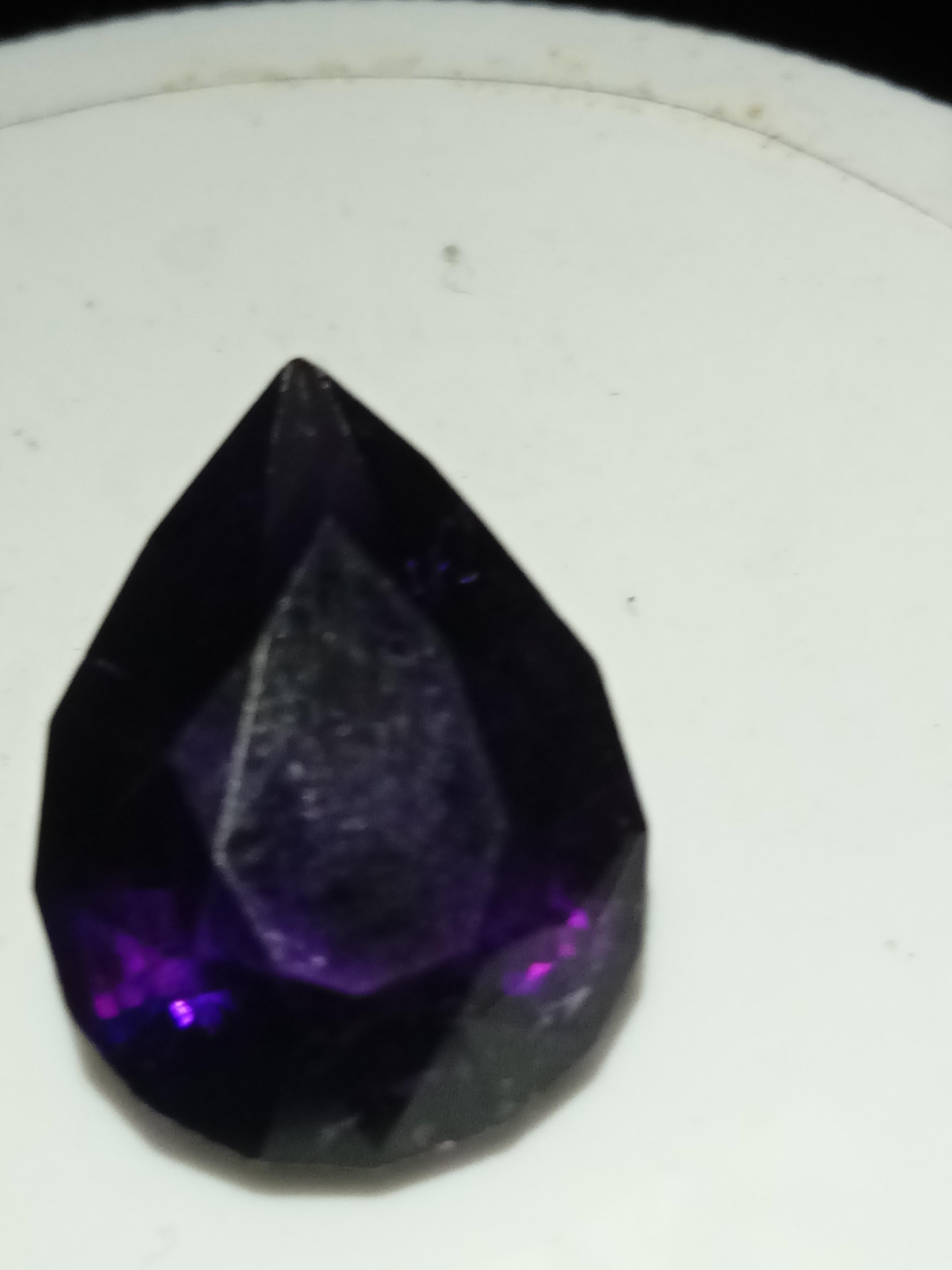 Natural purple amethyst 7.25 carats  For Sale 1