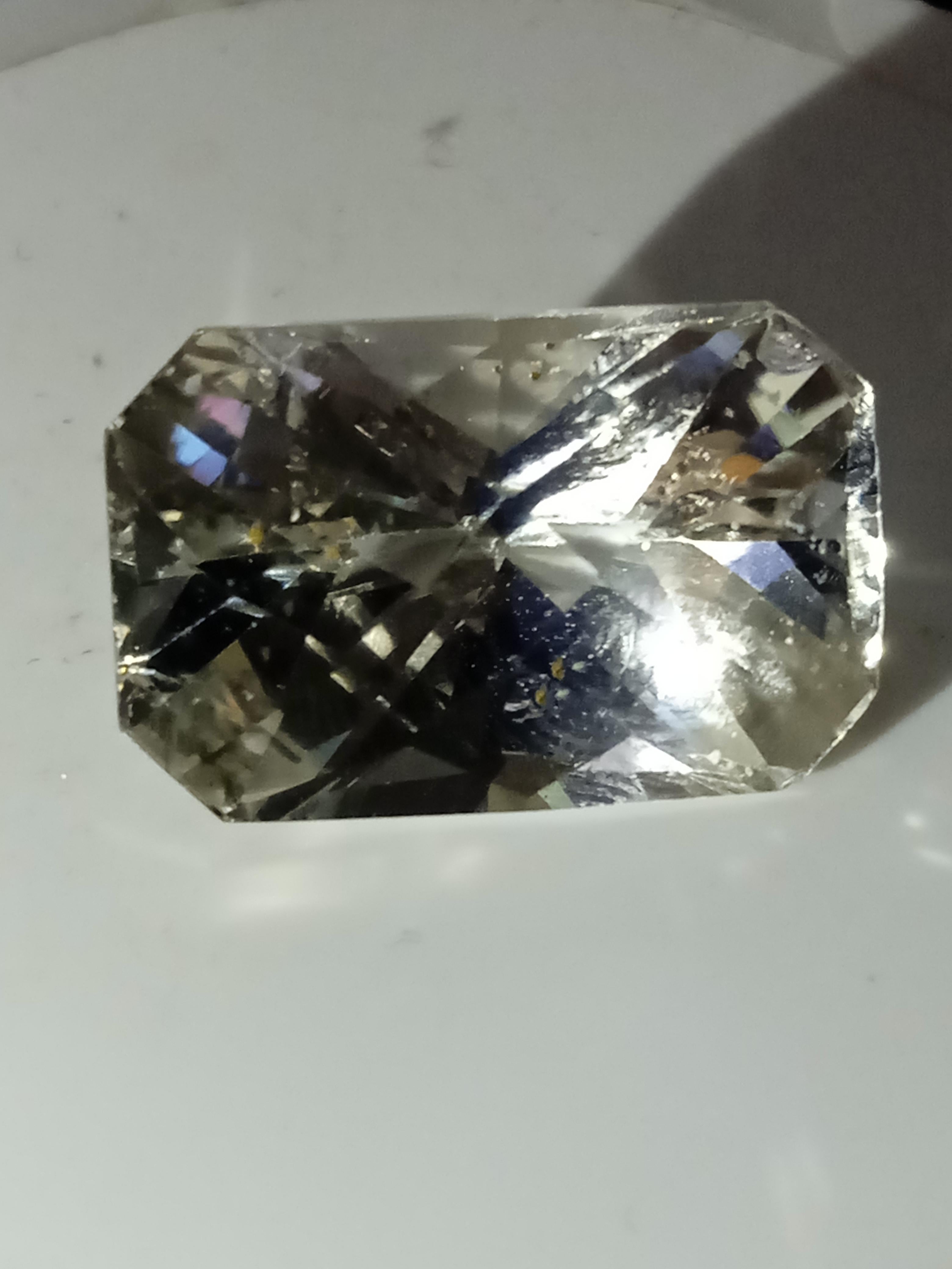 Natural white topaz 16.15 carats For Sale 3