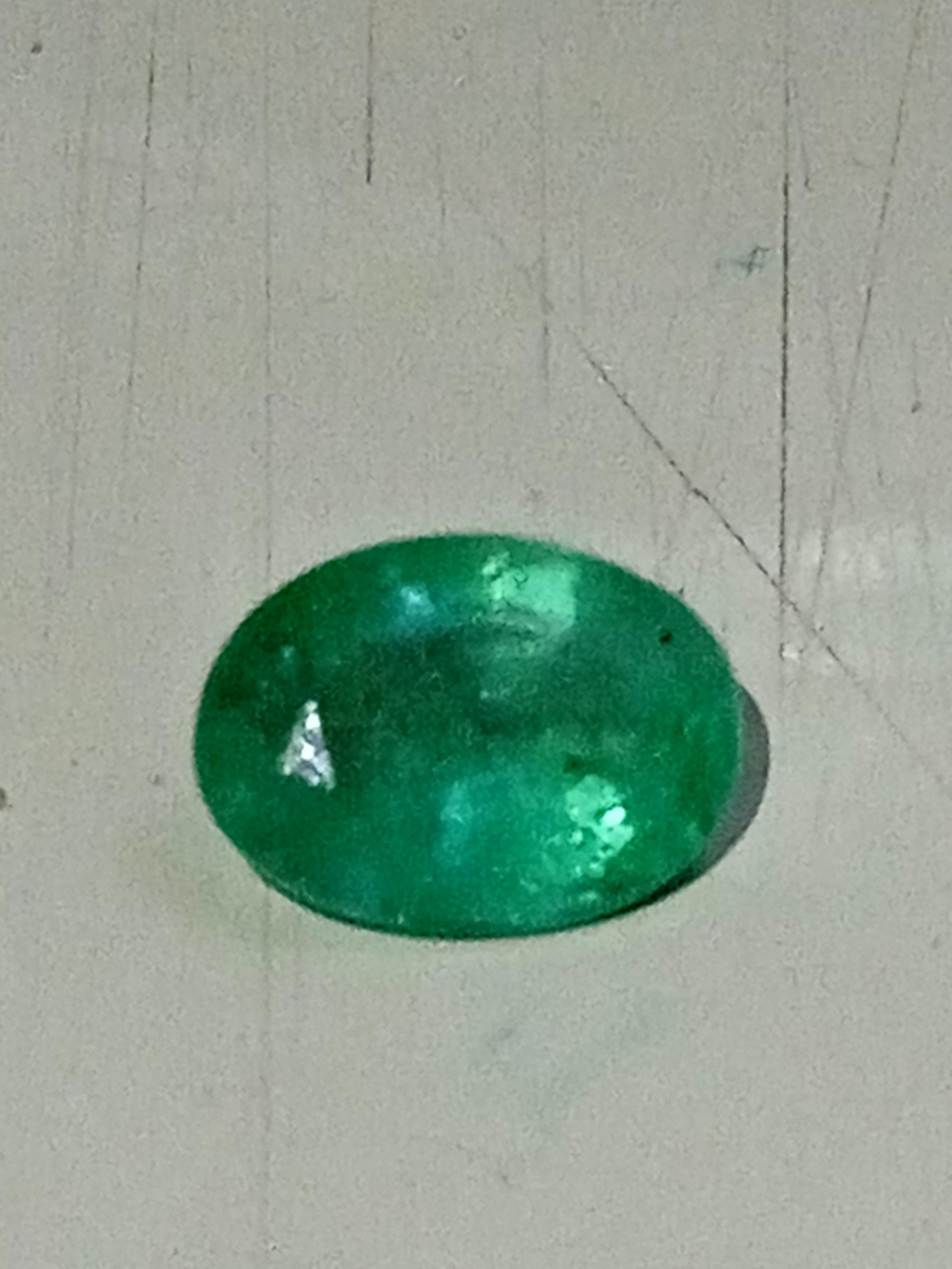 Natural Zambia emerald 1.44 carat - Sculpture by Unknown