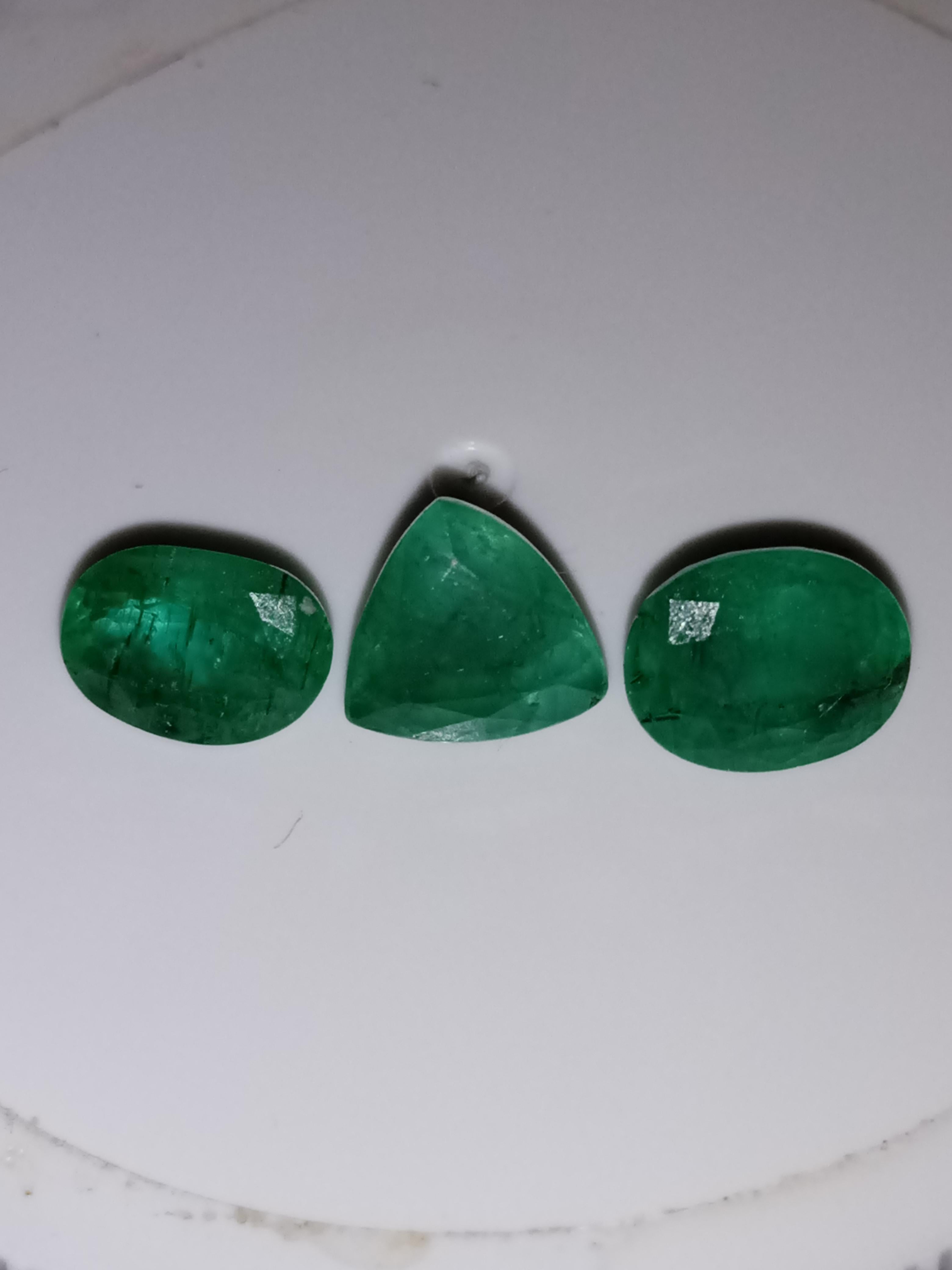 Natural Zambia emerald 3 pieces set 4.40 carats For Sale 1
