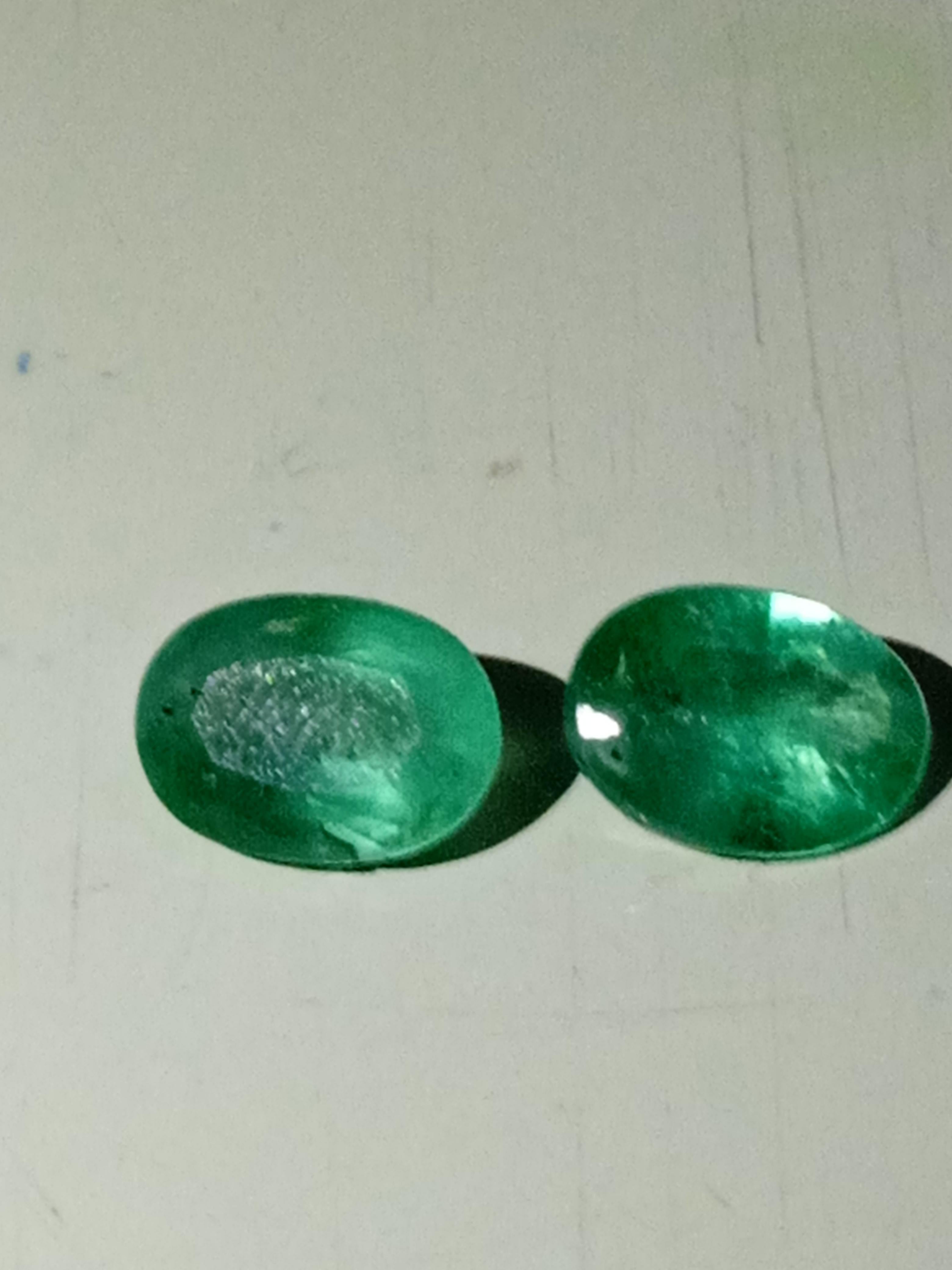 Natural Zambia emerald pair 3.7 carats For Sale 2