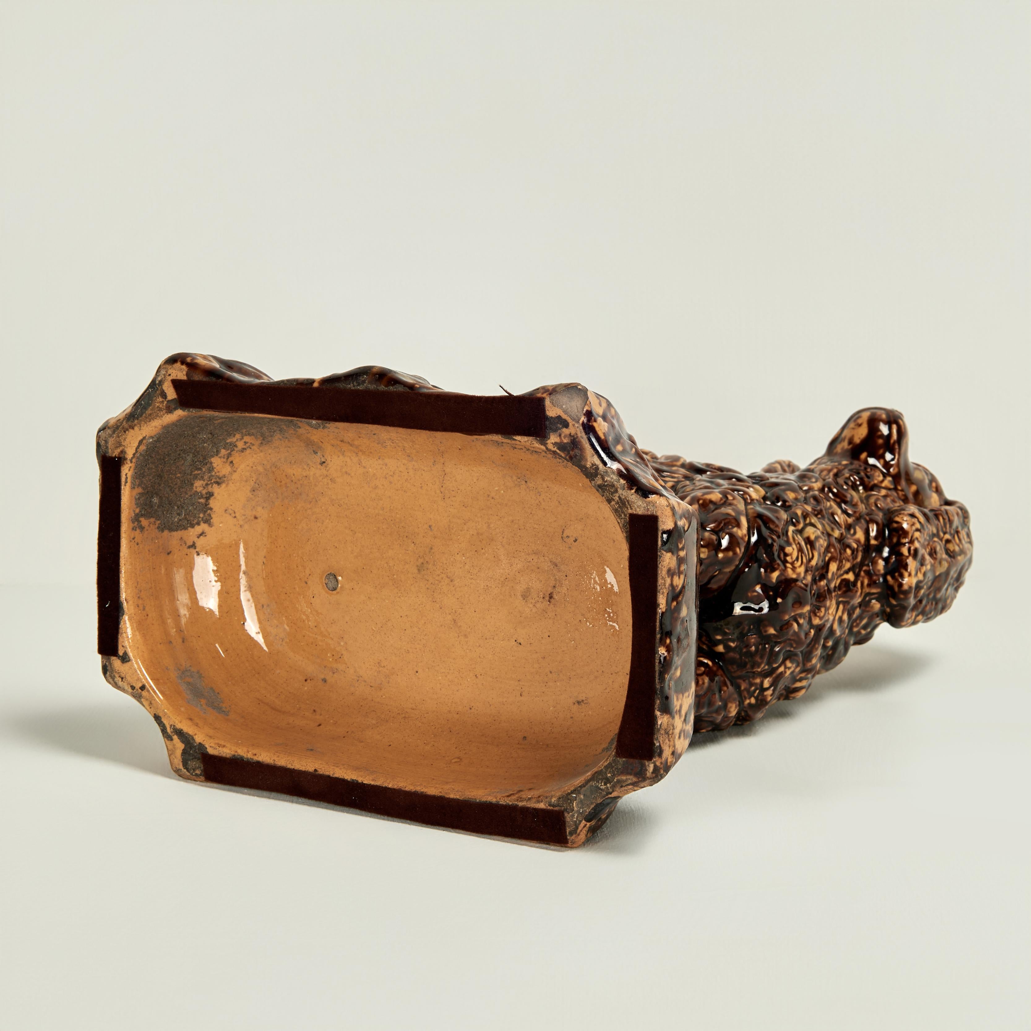 Paire de chiens anciens en poterie de Rockingham en vente 5