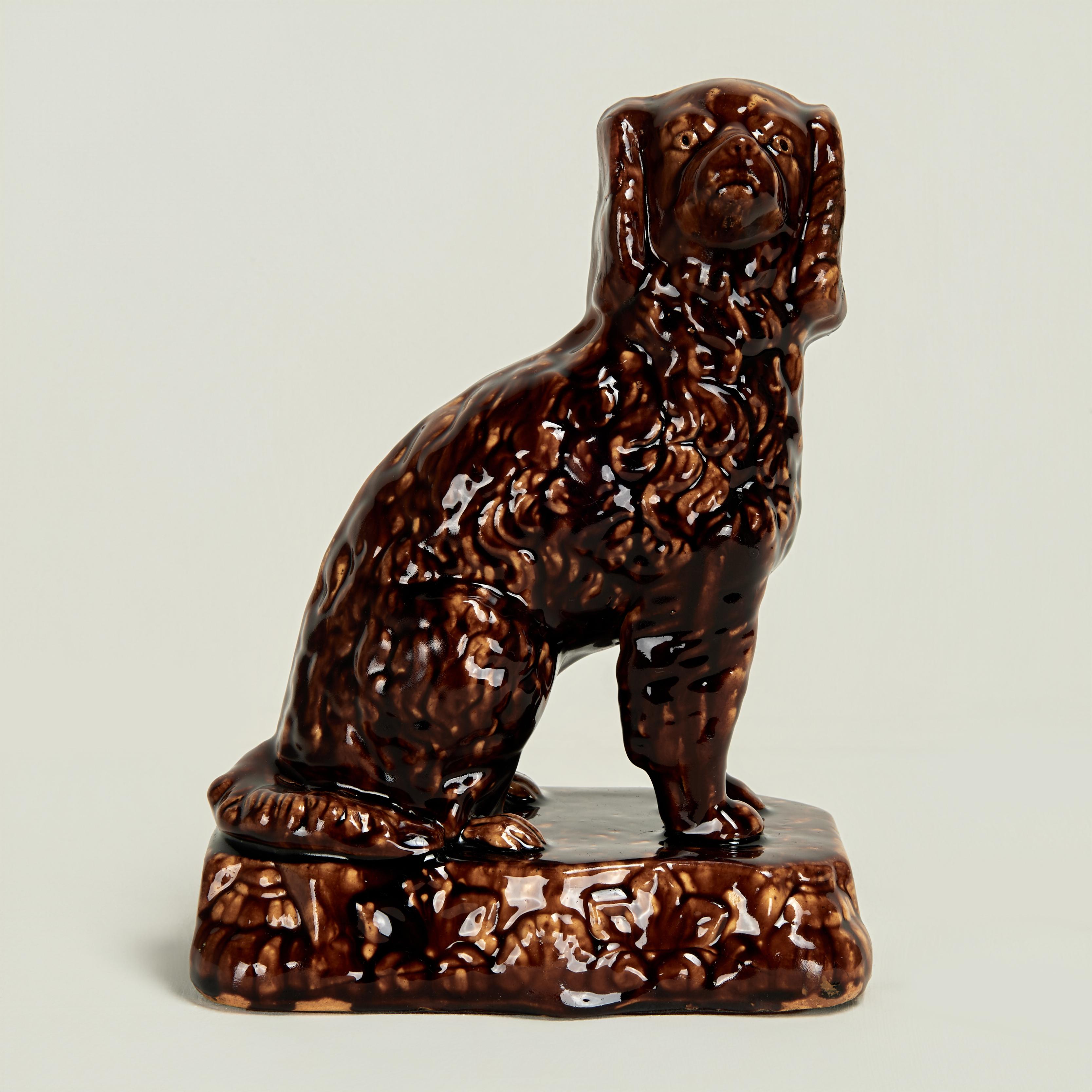 Paire de chiens anciens en poterie de Rockingham en vente 6