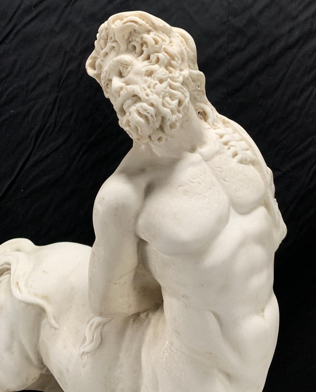 Escultura neoclásica en Roma- Mármol italiano de finales del siglo XVIII - Viejo centauro 1