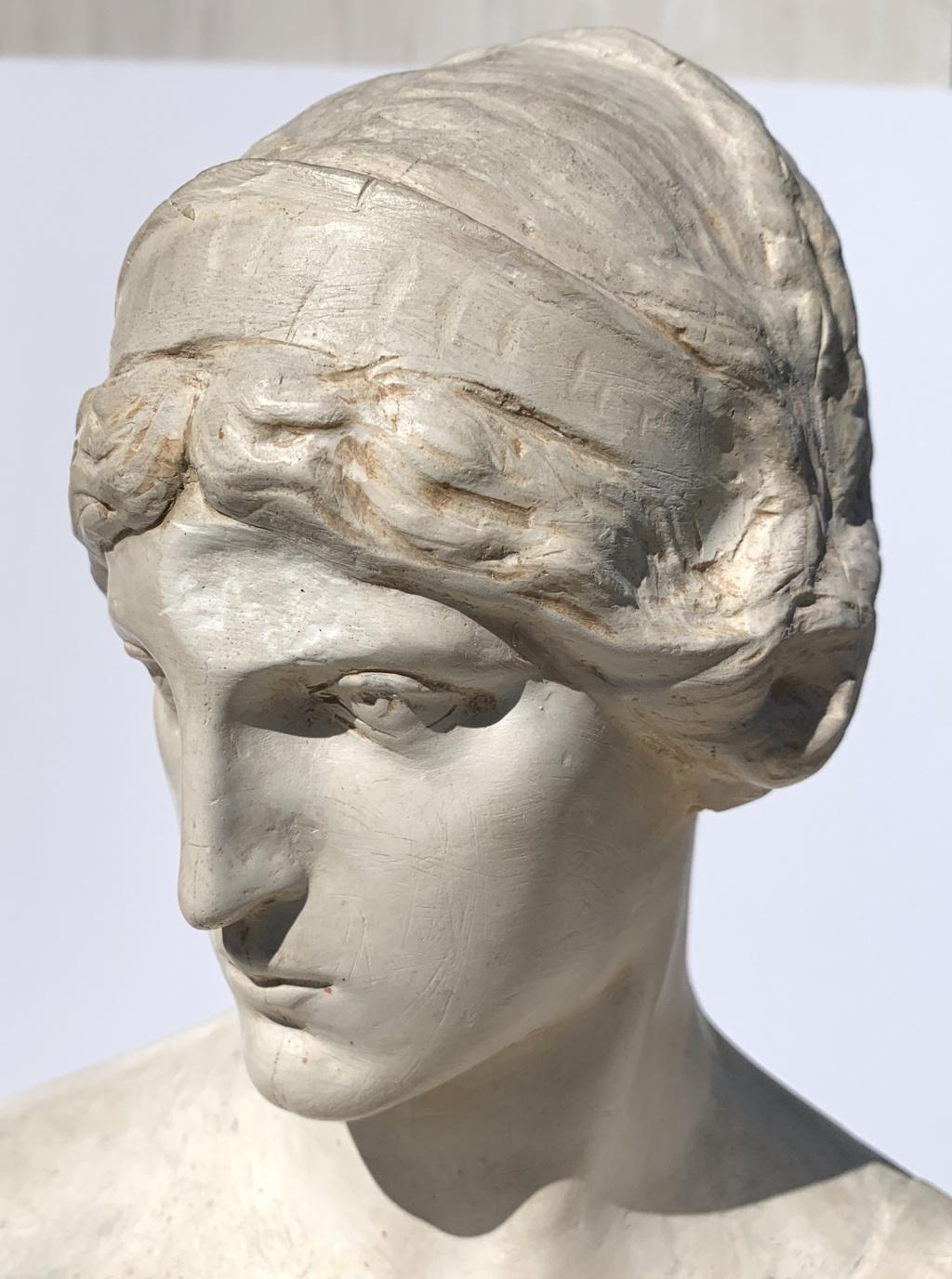 Neoclassical sculpture in Rome- Pair of 19th century Italian scagliola - Figures For Sale 12