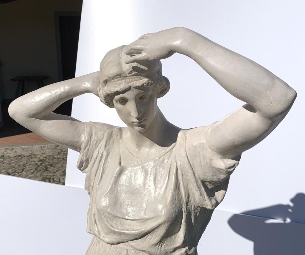 Neoklassizistische Skulptur in Rom – Paar italienische Scagliola-Figuren aus dem 19. Jahrhundert im Angebot 1