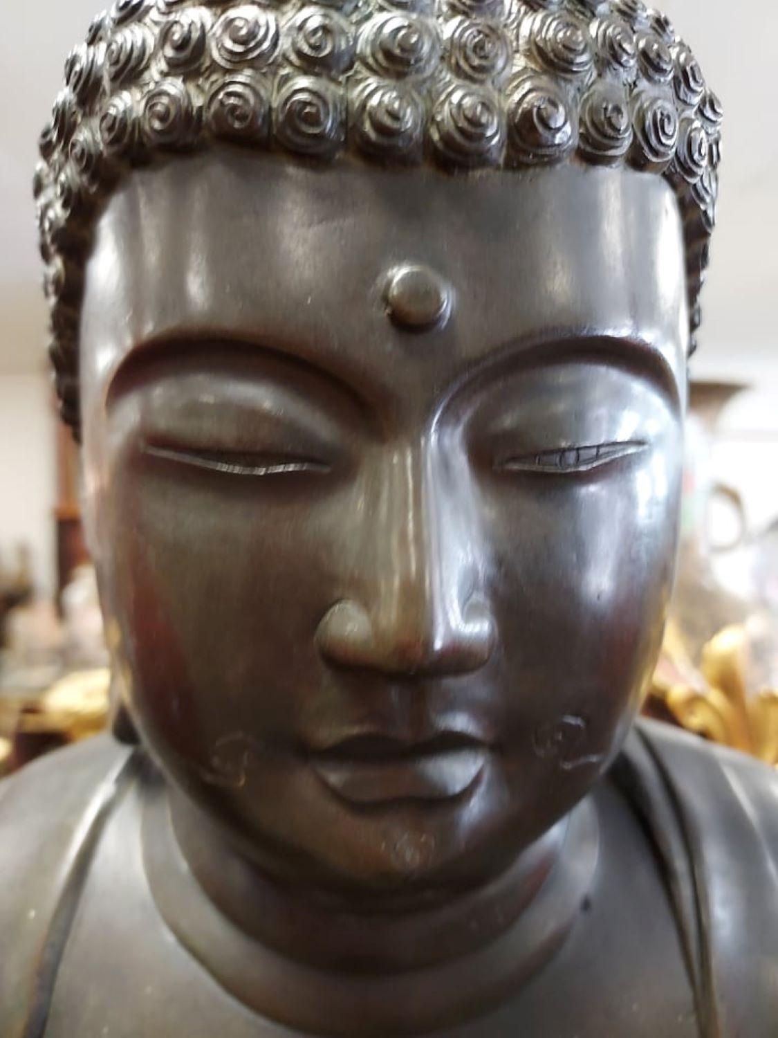 Old Style Serenity Buddha Statue Japan - Sculpture by Unknown