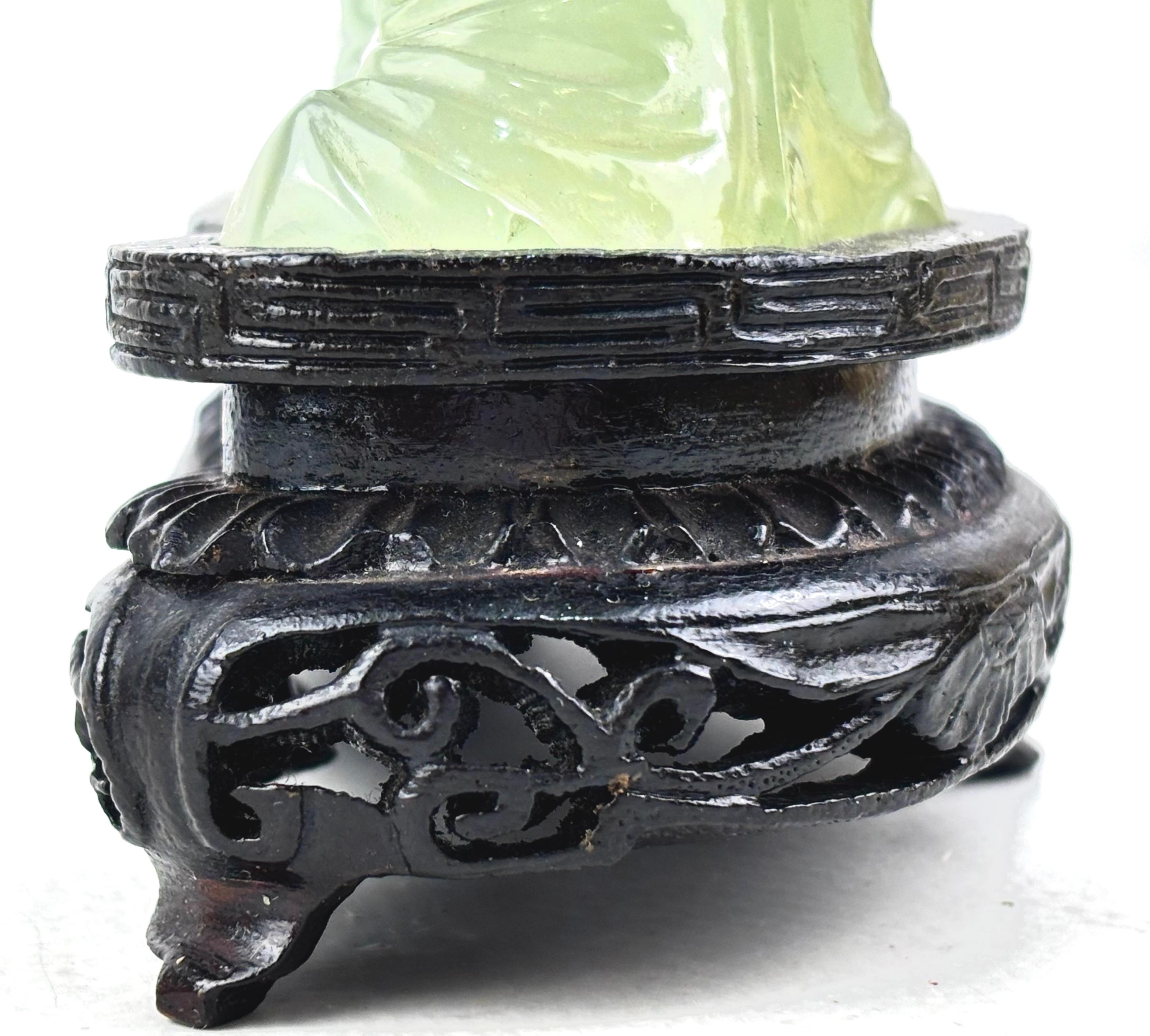 Oriental Jade Sculpture of Two Court Ladies with Tree – Mid-20th Century For Sale 15
