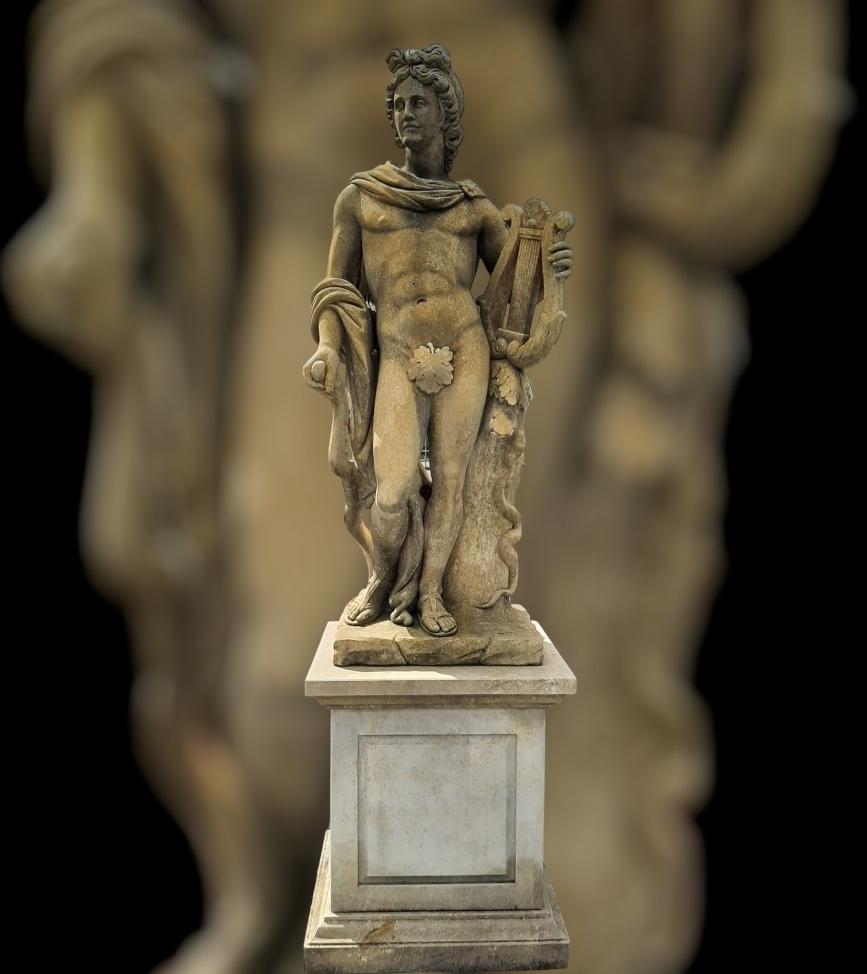 Esculturas italianas de piedra para exteriores de Apolo, tema mitológico romano en venta 3