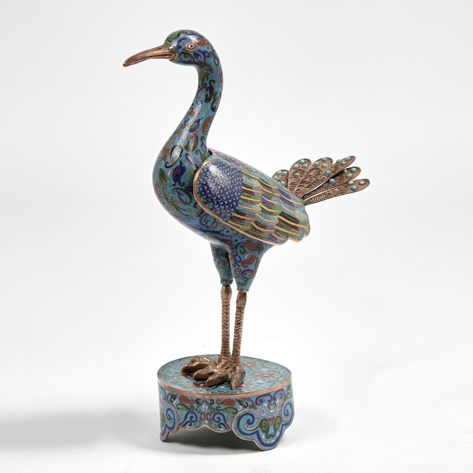 Paire d'oiseaux chinois anciens en cloisonné - Artisanat Sculpture par Unknown