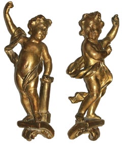 Pair of Baroque Angels in Gilt Wood, early 18 th century